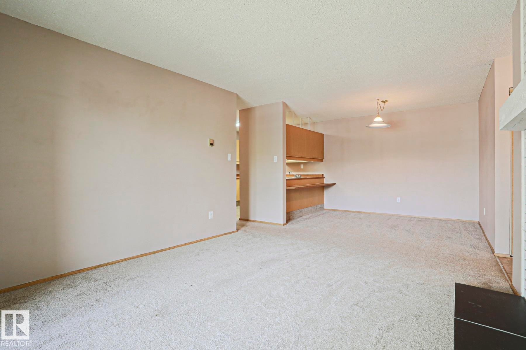 203 44 Alpine Place, St. Albert, AB - Indoor Photo Showing Other Room