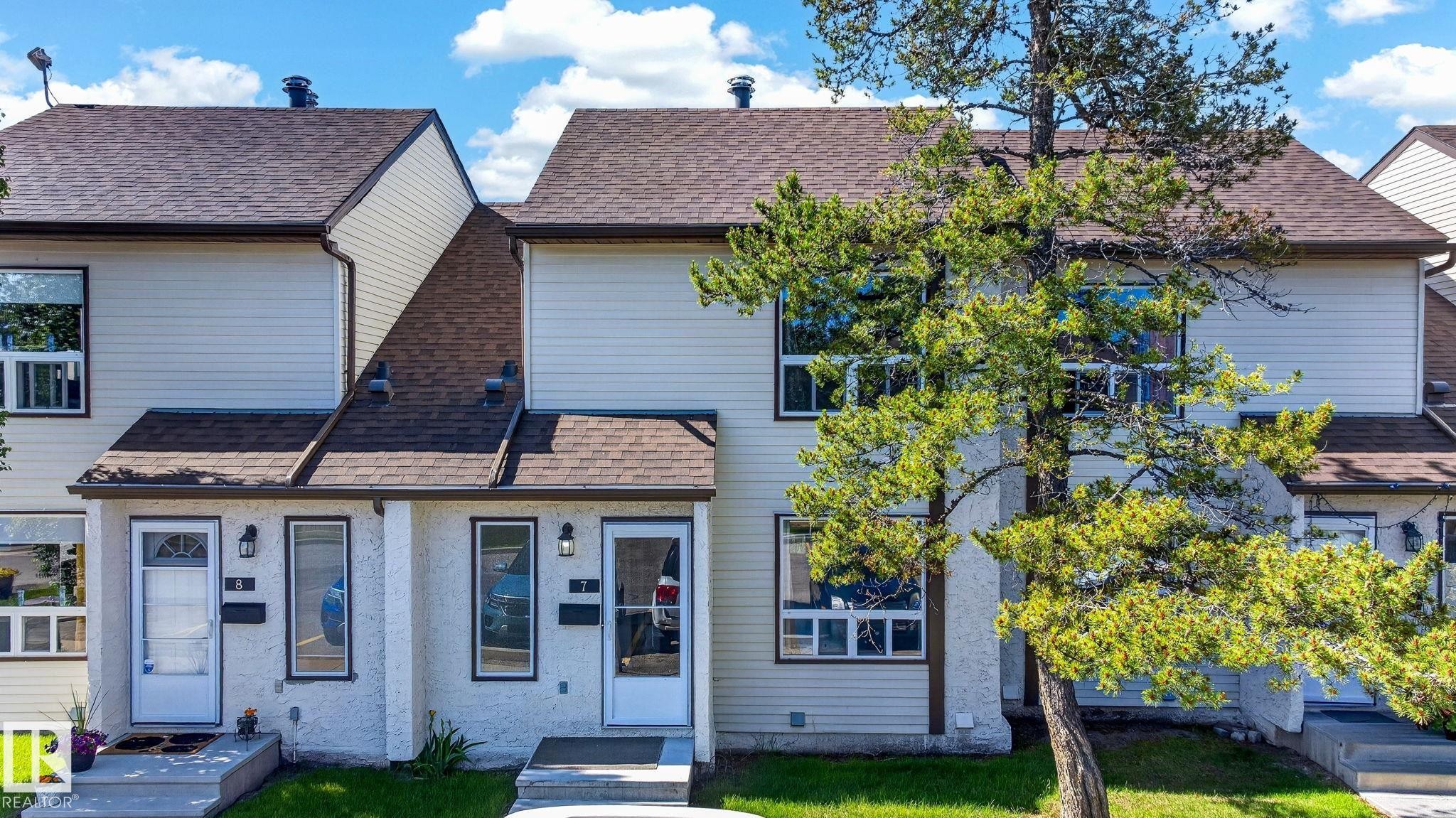 7 1651 46 St, Edmonton, AB