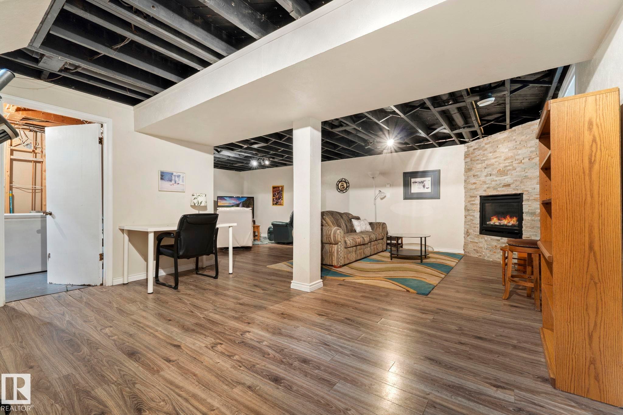 13411 105 Street, Edmonton, AB