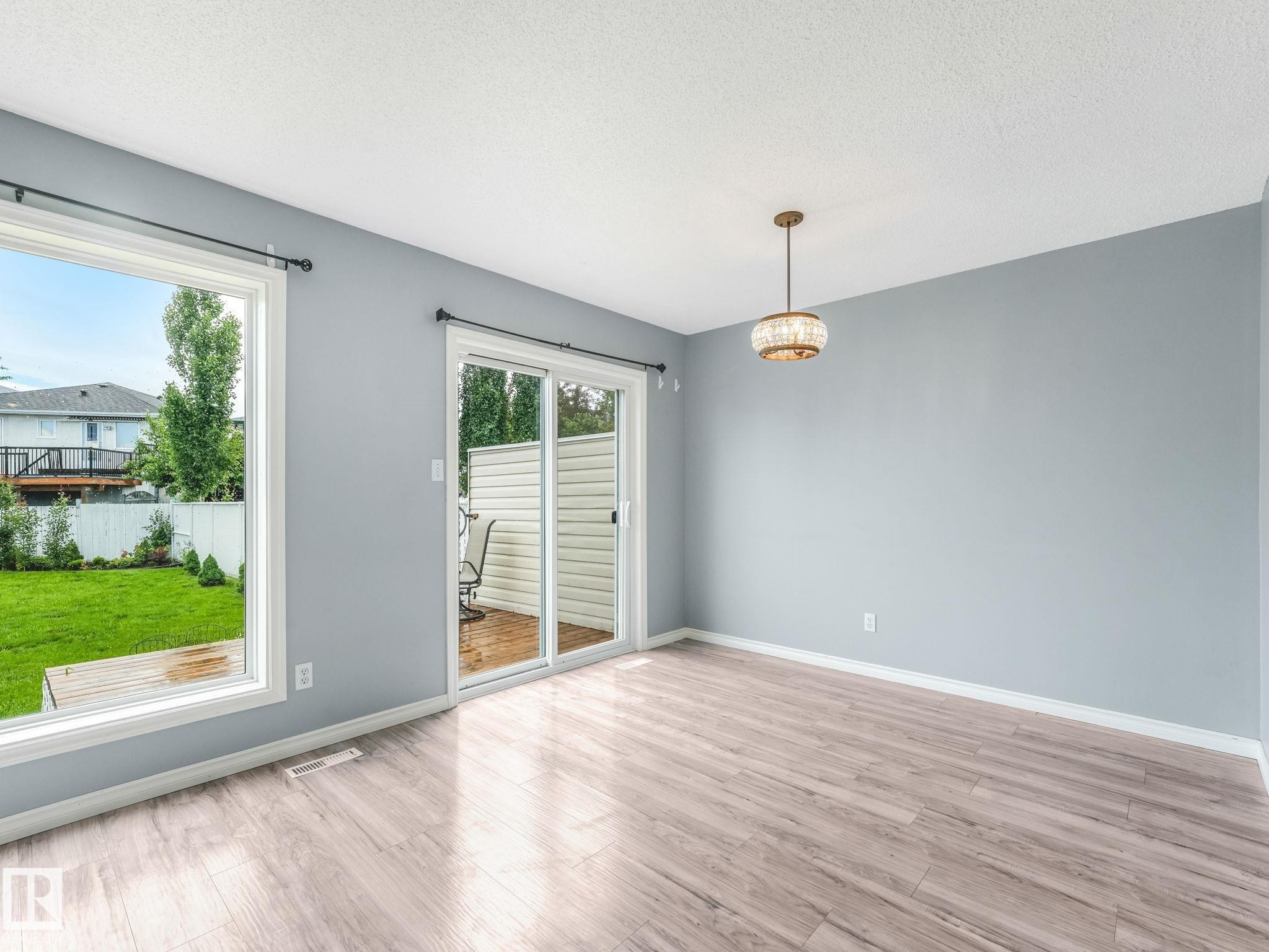 6828 159A Avenue, Edmonton, AB