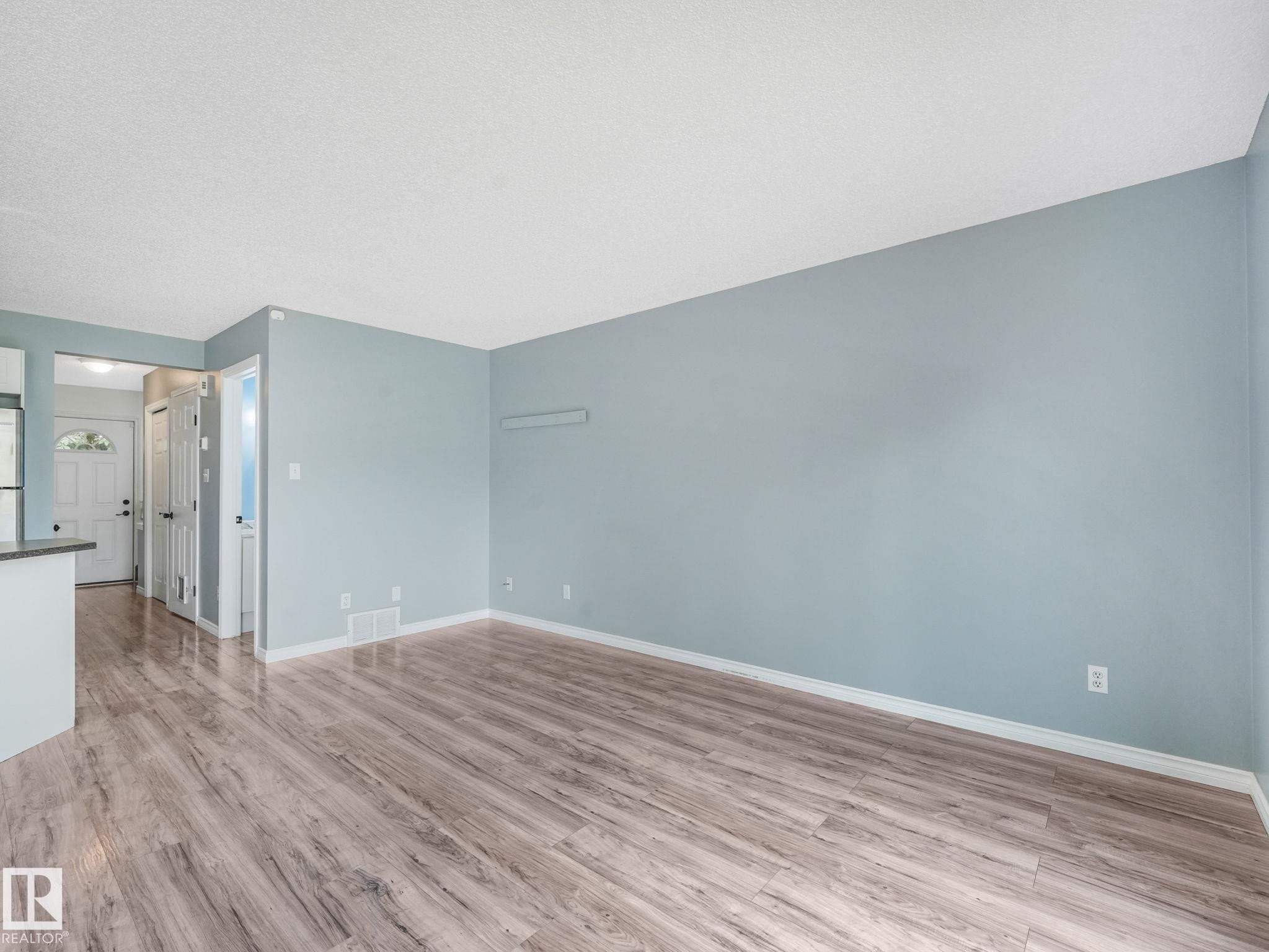 6828 159A Avenue, Edmonton, AB