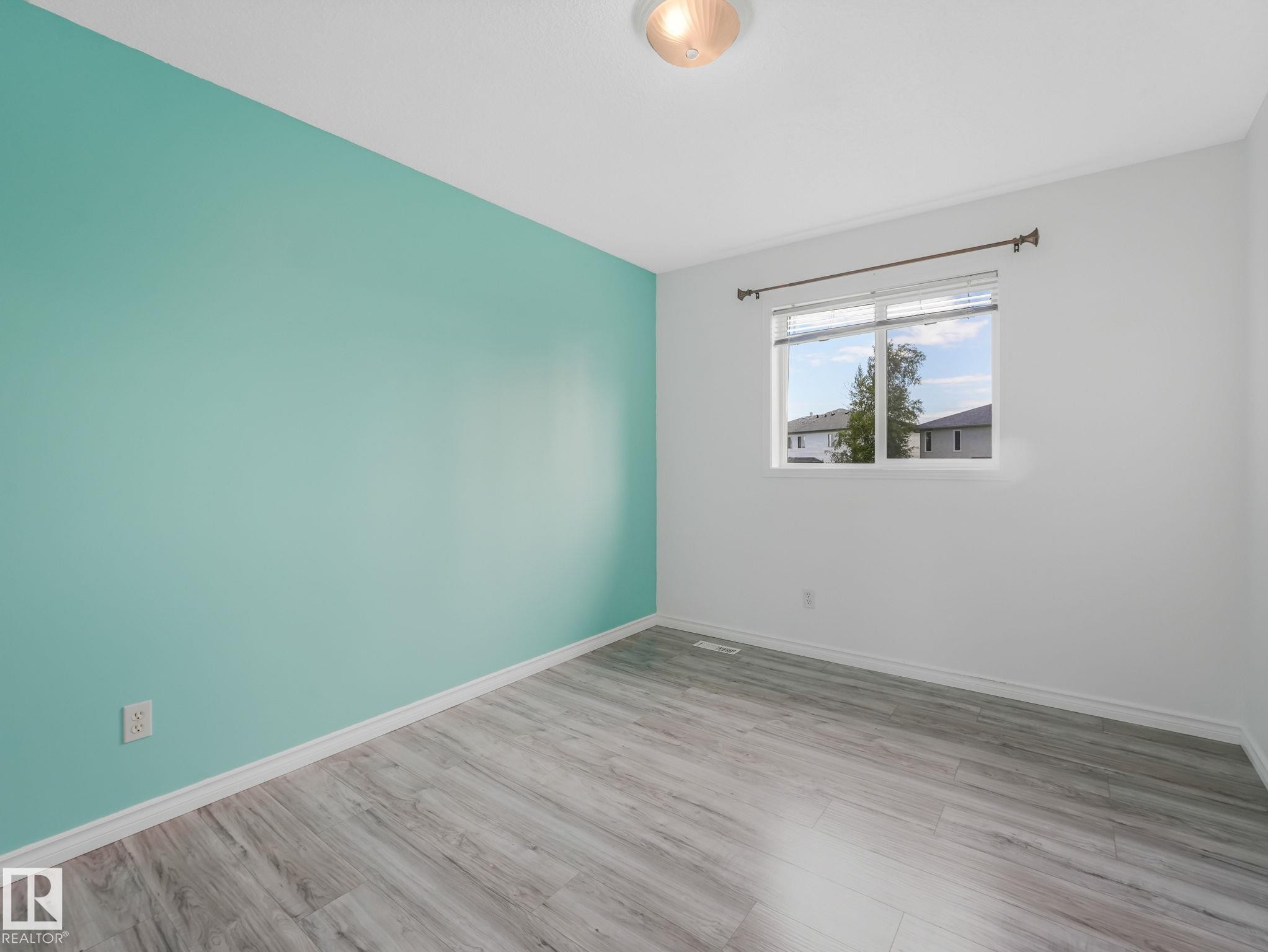 6828 159A Avenue, Edmonton, AB