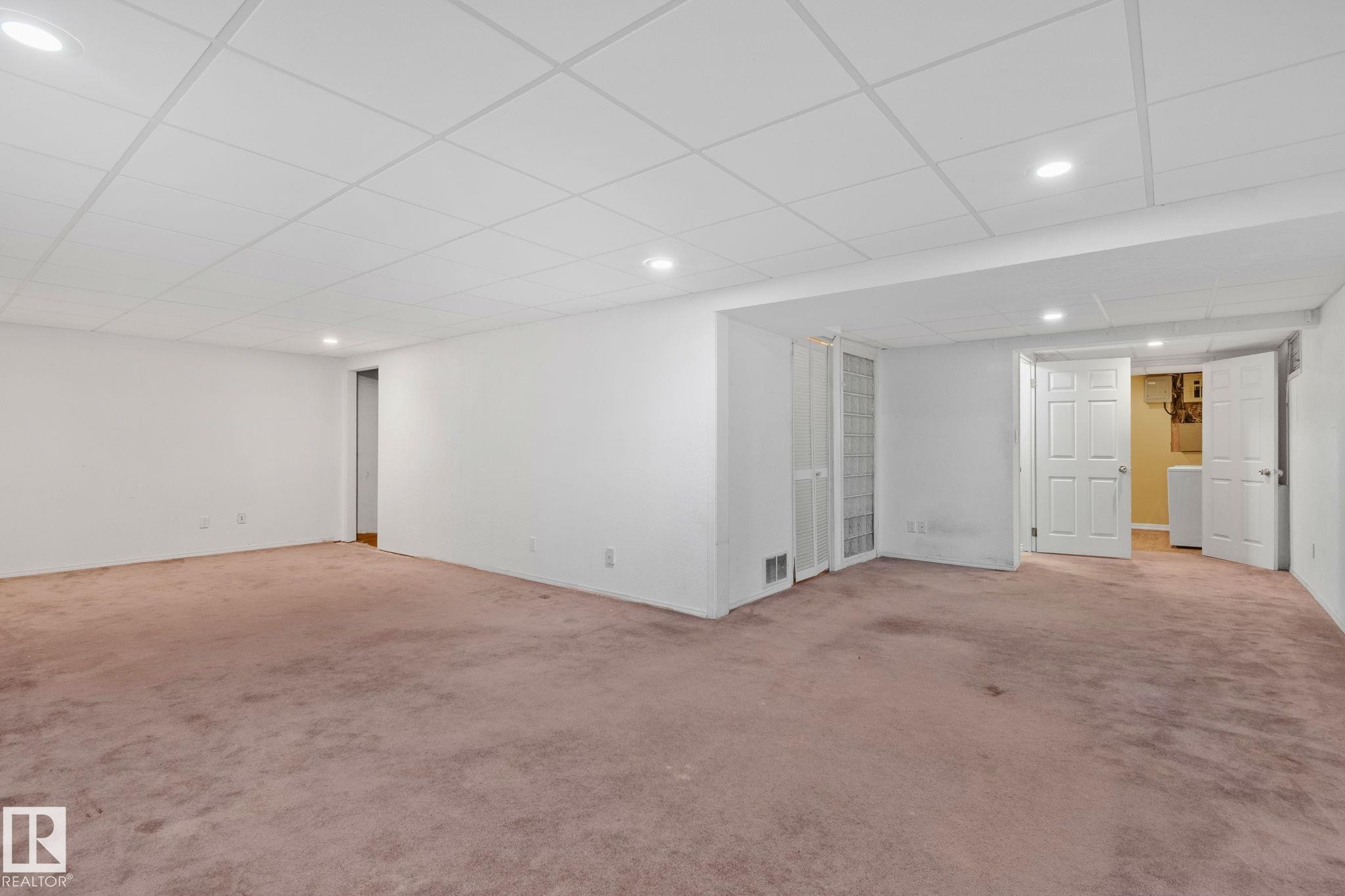 18605 86A Avenue, Edmonton, AB
