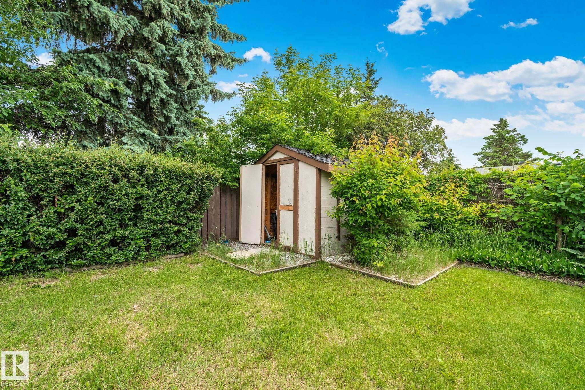 18605 86A Avenue, Edmonton, AB