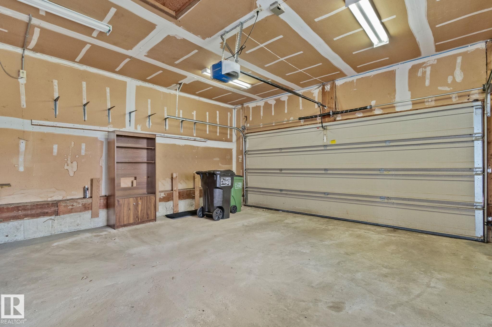 18605 86A Avenue, Edmonton, AB