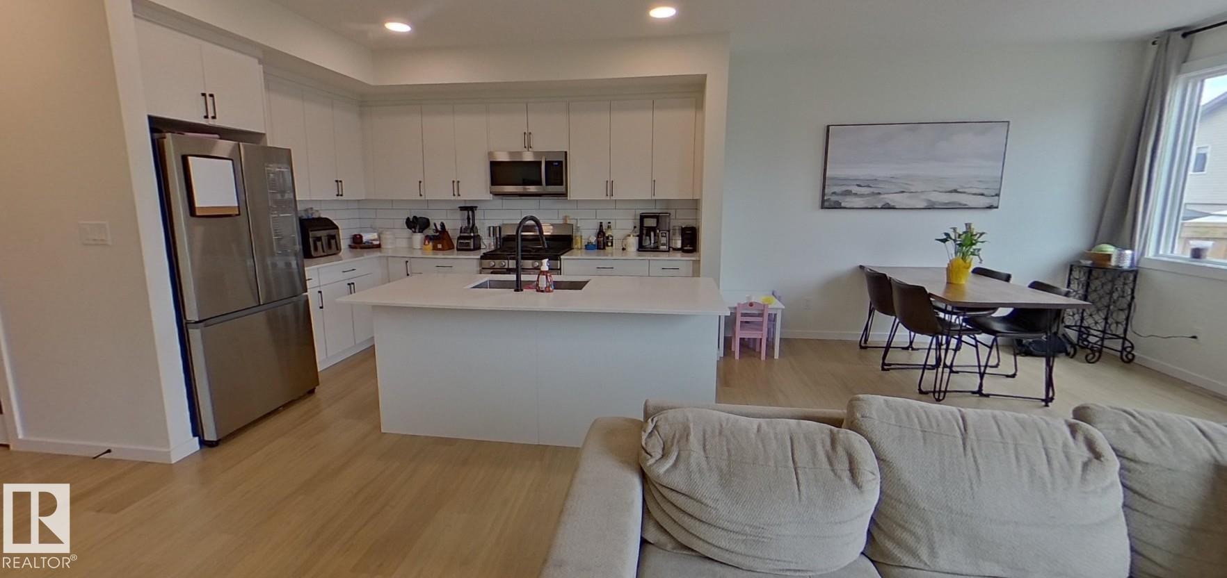 2152 52 Street, Edmonton, AB