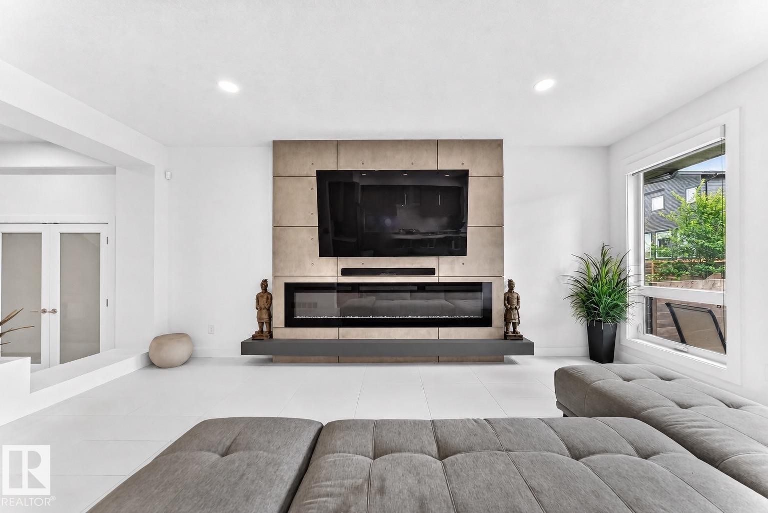 793 Windermere Wynd, Edmonton, AB