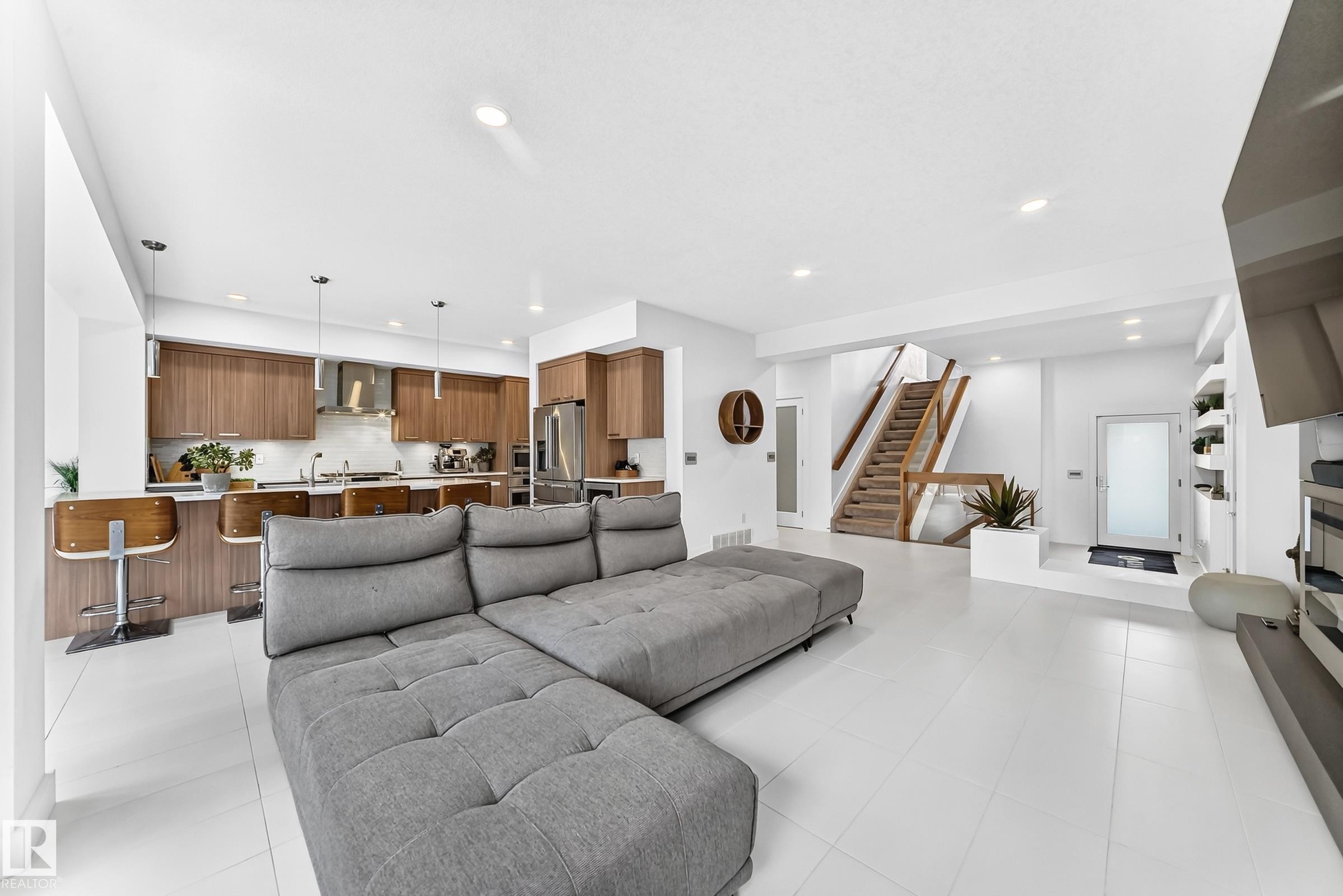 793 Windermere Wynd, Edmonton, AB