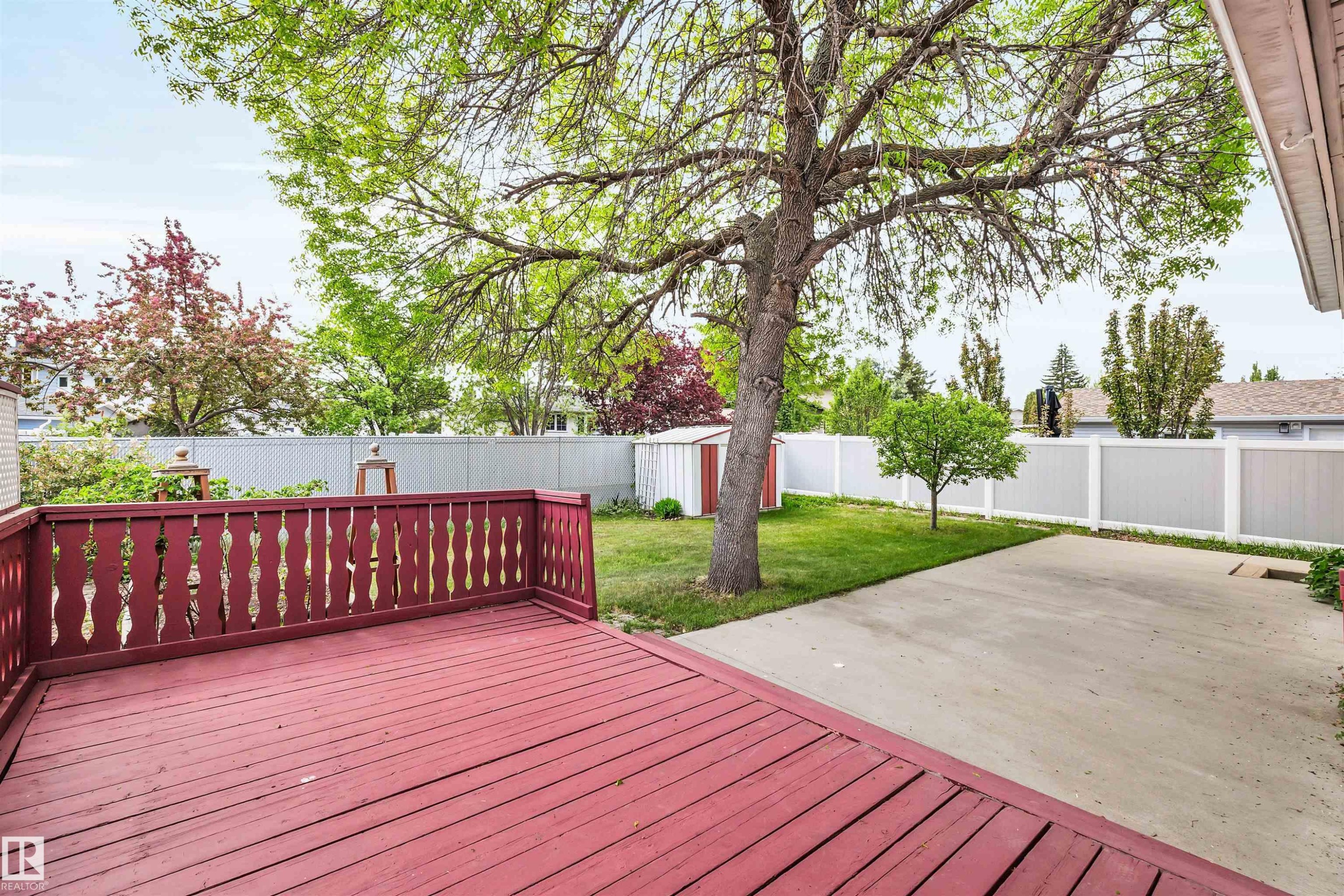 10909 33A Avenue, Edmonton, AB - Outdoor