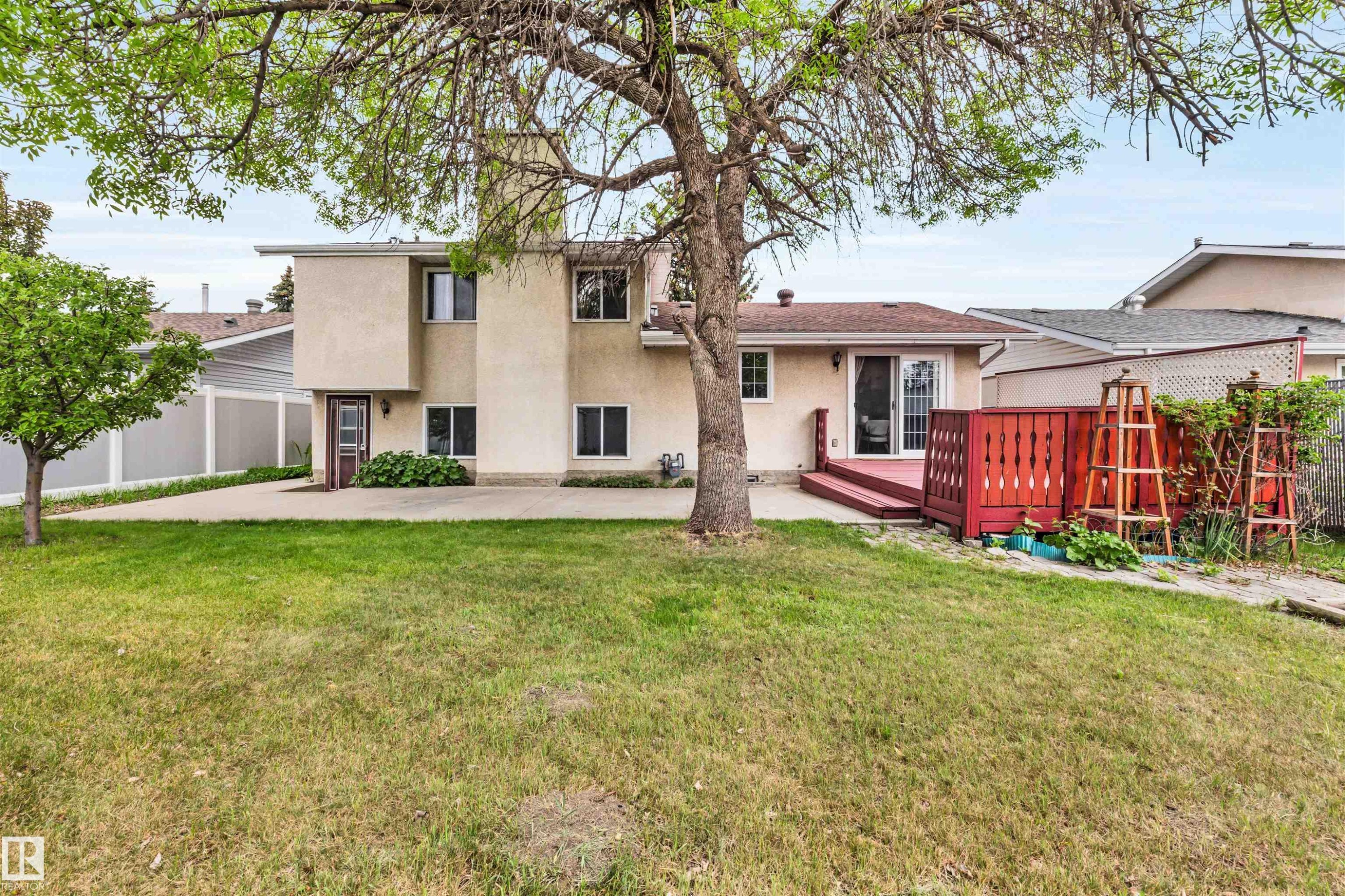 10909 33A Avenue, Edmonton, AB - Outdoor