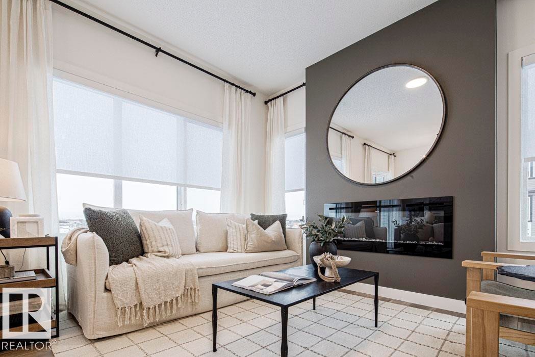 1992 210 Street, Edmonton, AB