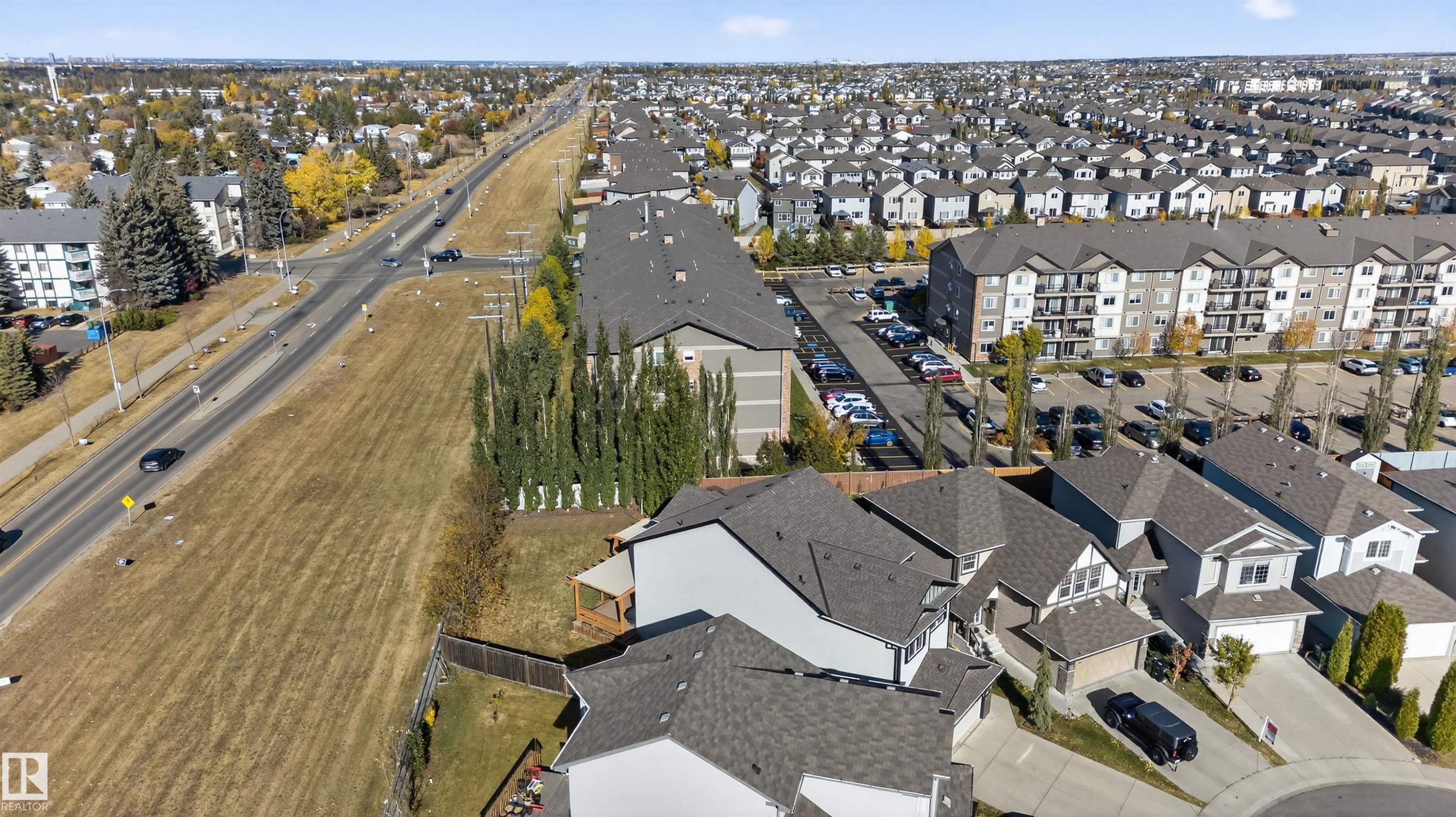 1772 33B Street Nw, Edmonton, AB - Outdoor With View