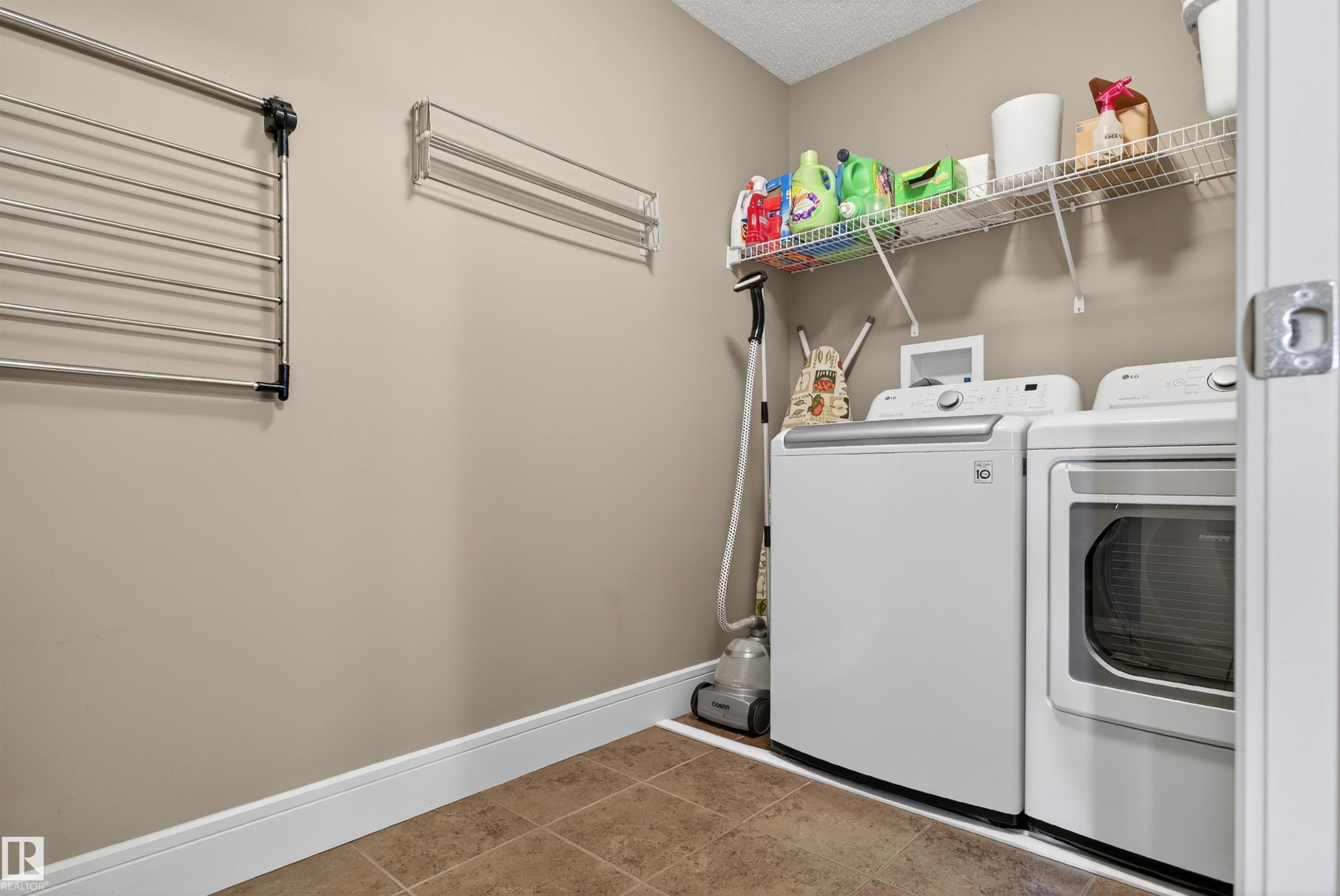 1772 33B Street Nw, Edmonton, AB - Indoor Photo Showing Laundry Room