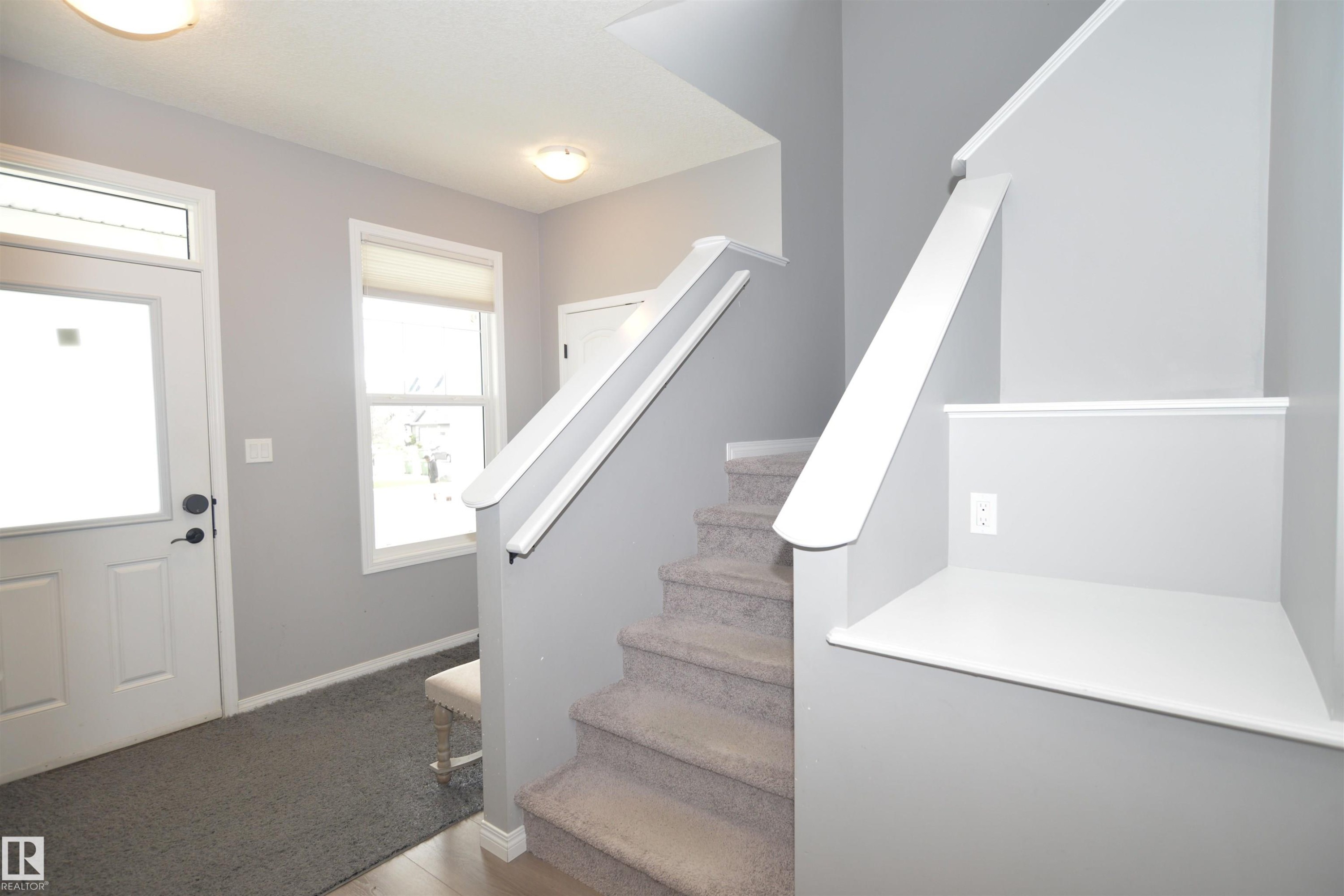 17544 58 Street, Edmonton, AB
