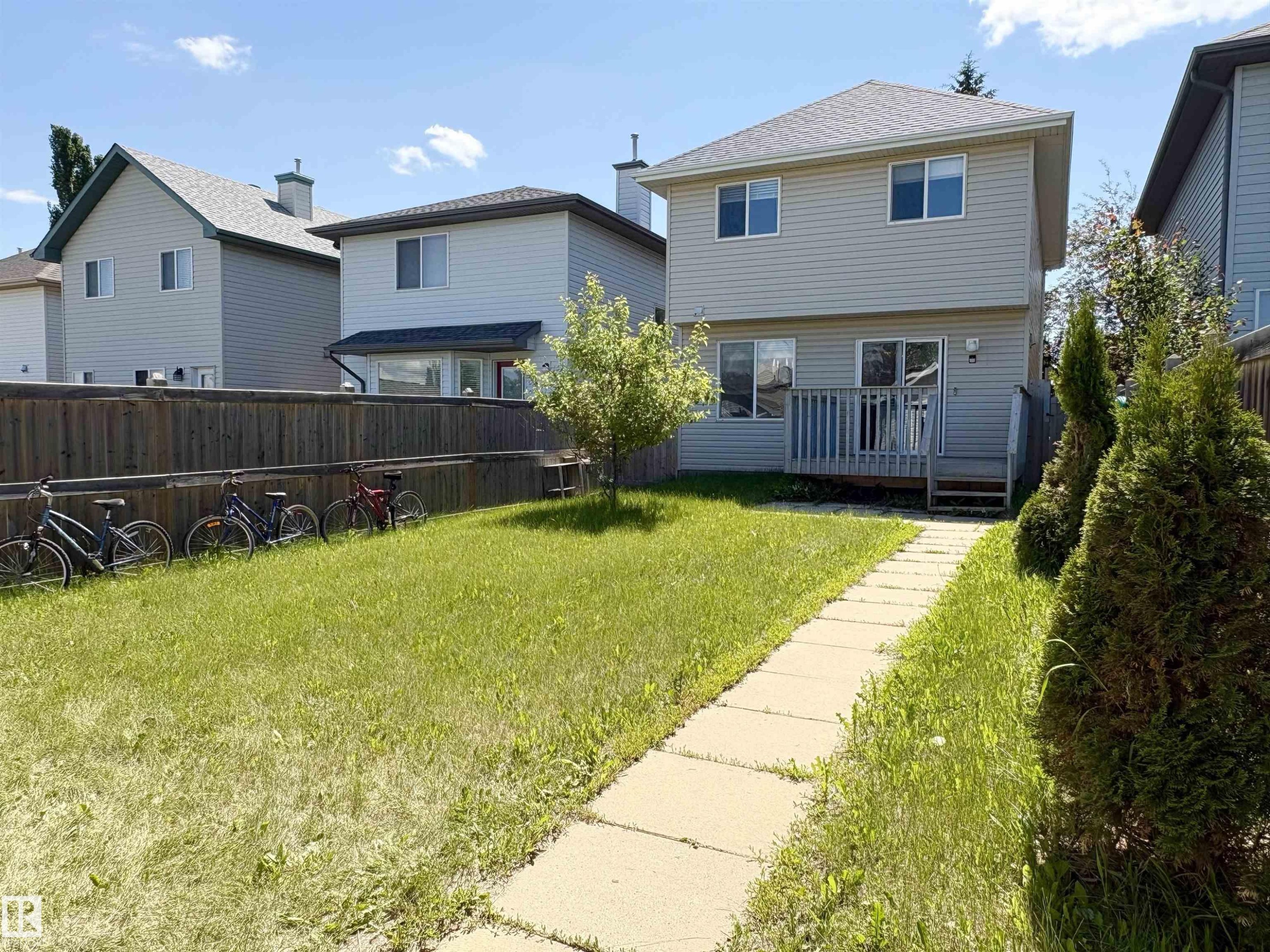 21354 87A Avenue, Edmonton, AB