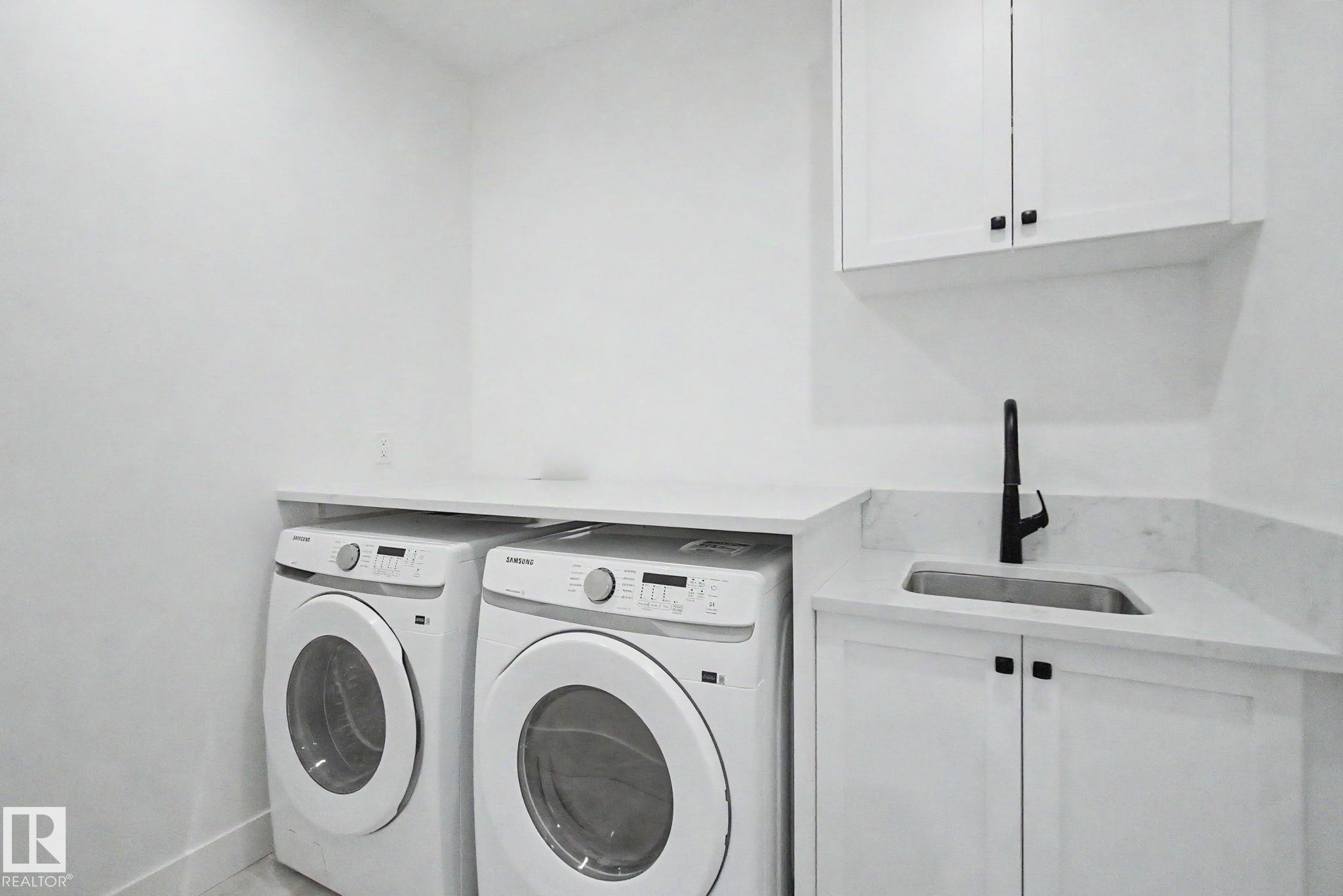 14711 88 Avenue Nw, Edmonton, AB - Indoor Photo Showing Laundry Room