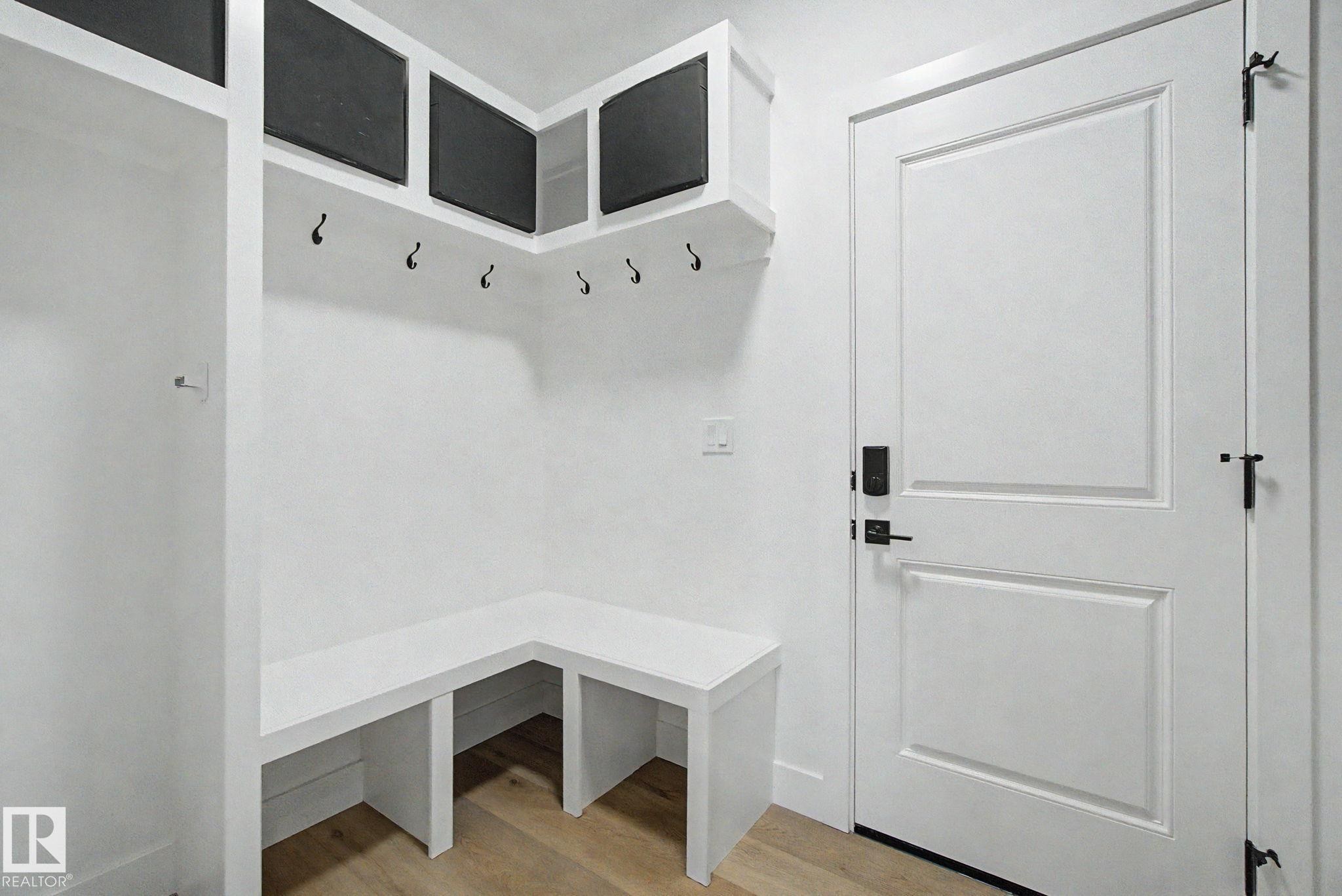 14711 88 Avenue Nw, Edmonton, AB - Indoor Photo Showing Other Room
