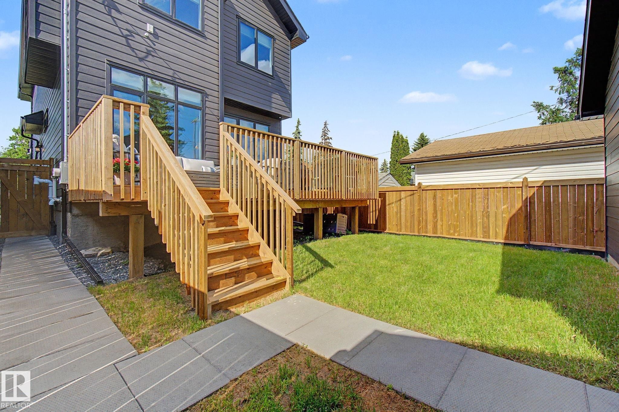 14711 88 Avenue Nw, Edmonton, AB - Outdoor