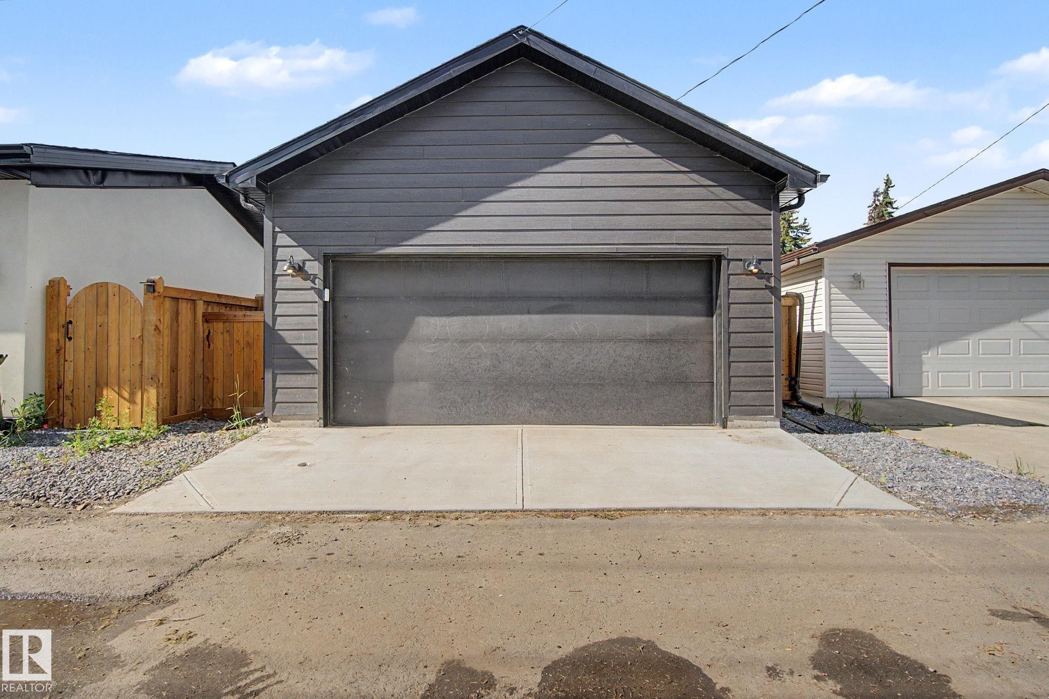 14711 88 Avenue Nw, Edmonton, AB - Outdoor With Exterior