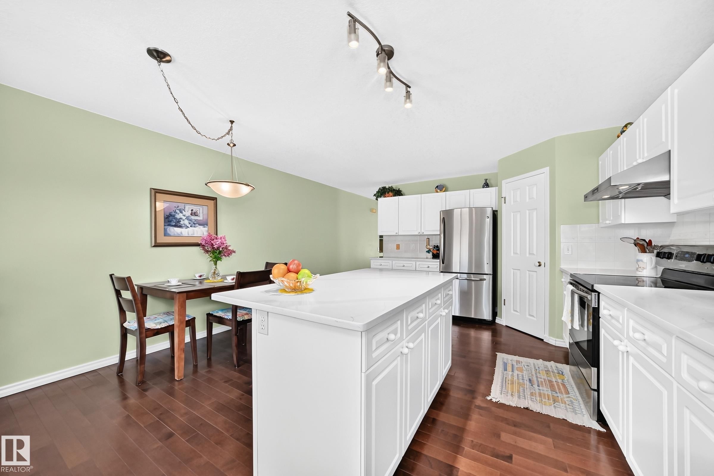 963 Burrows Crescent, Edmonton, AB