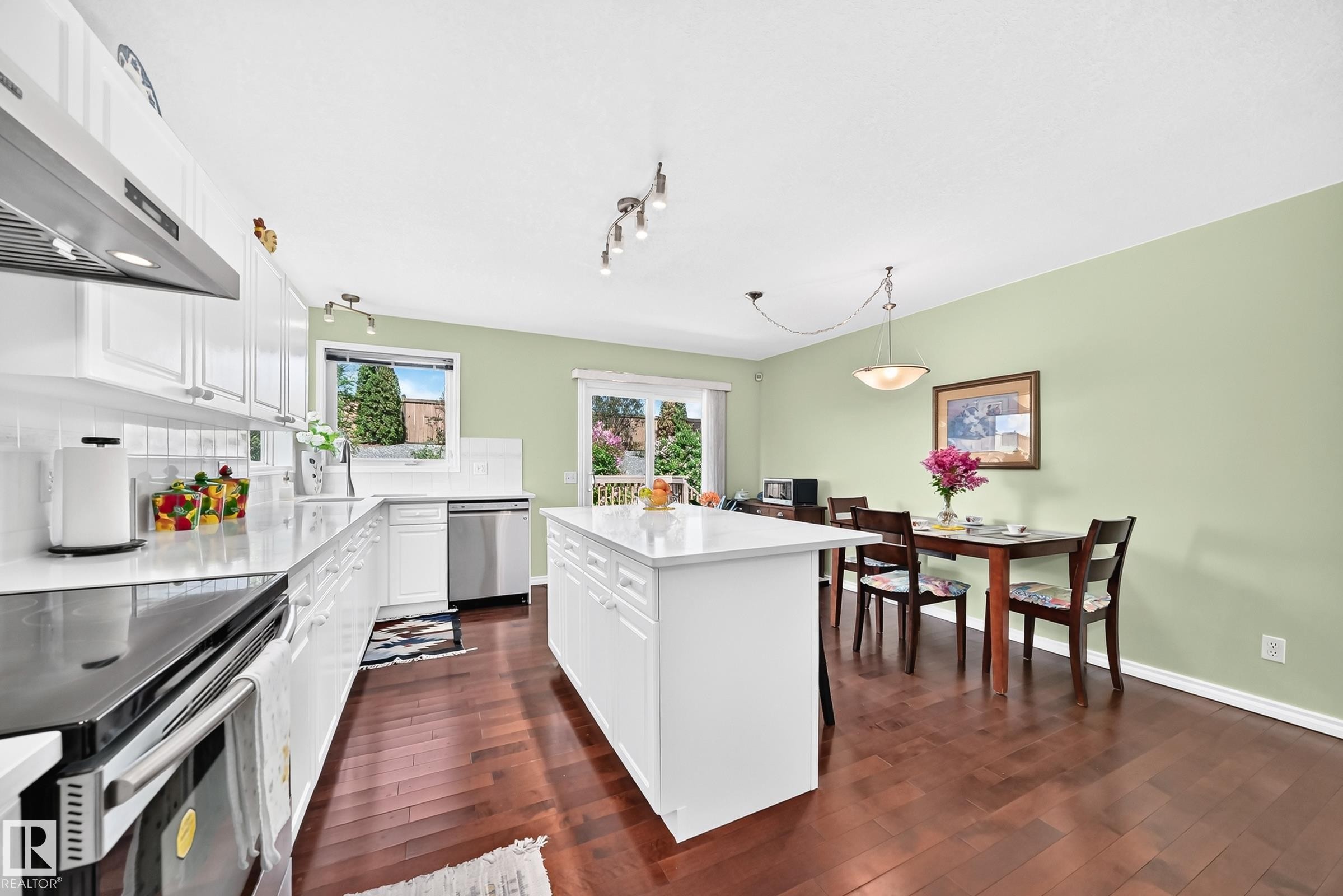 963 Burrows Crescent, Edmonton, AB