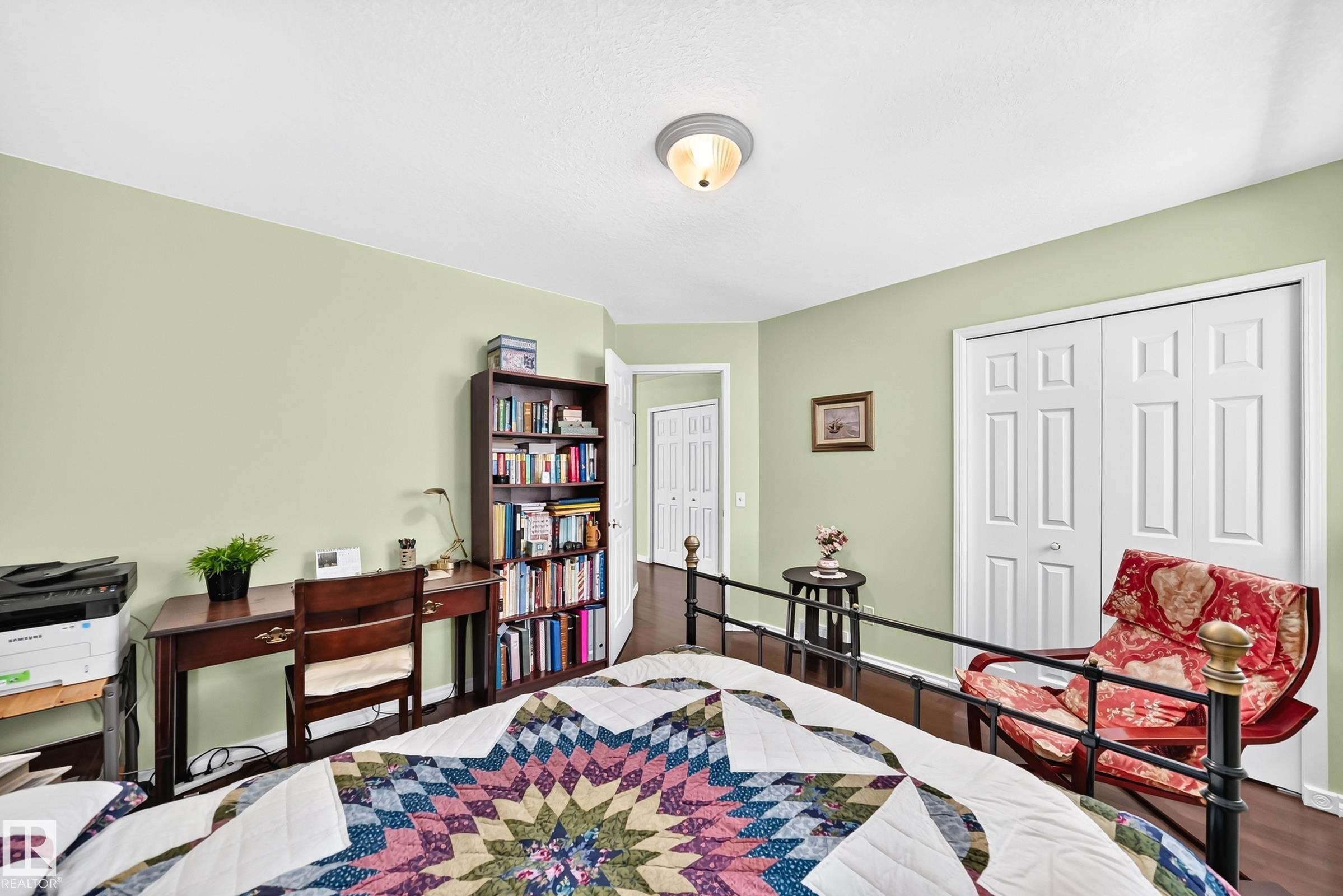 963 Burrows Crescent, Edmonton, AB