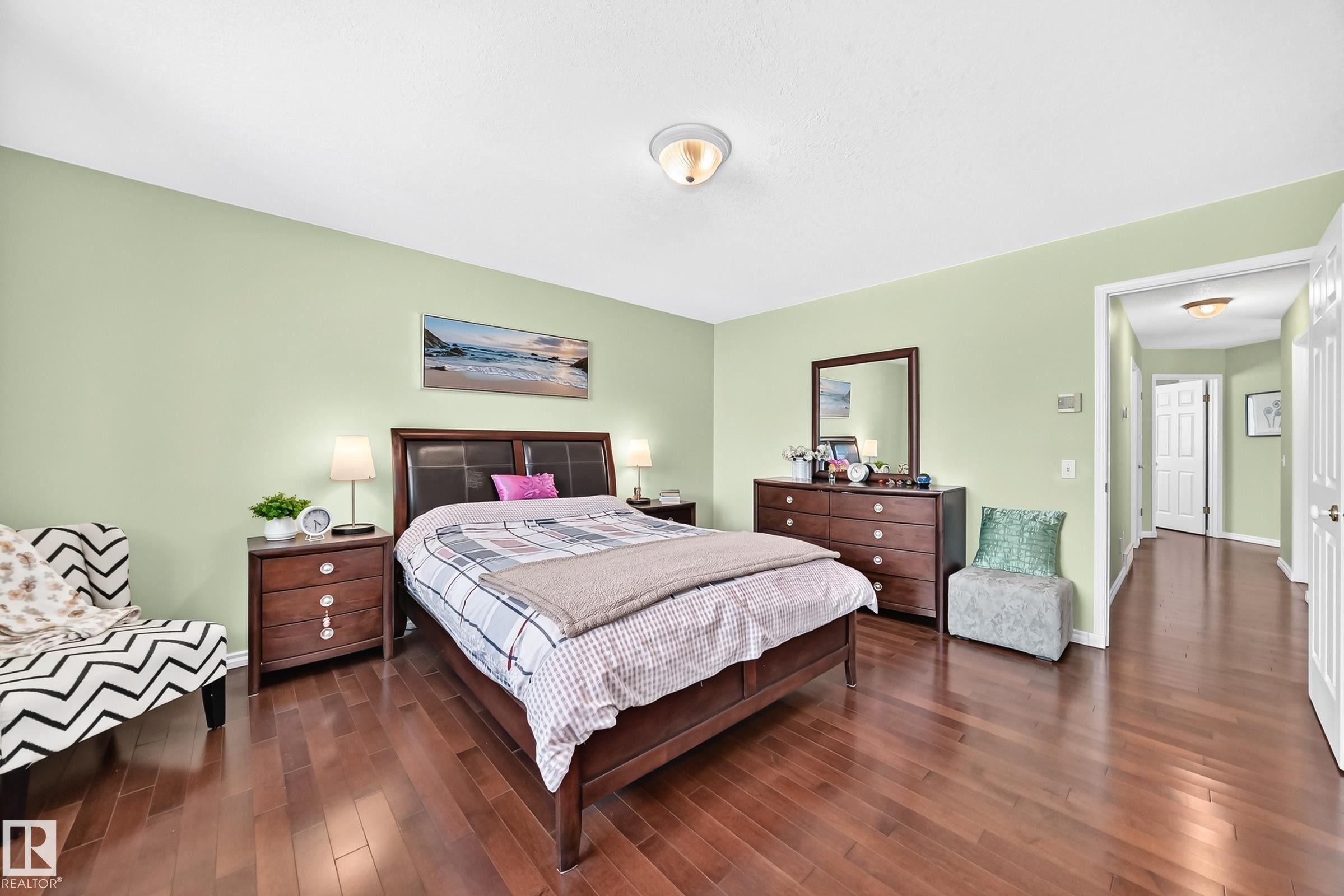 963 Burrows Crescent, Edmonton, AB