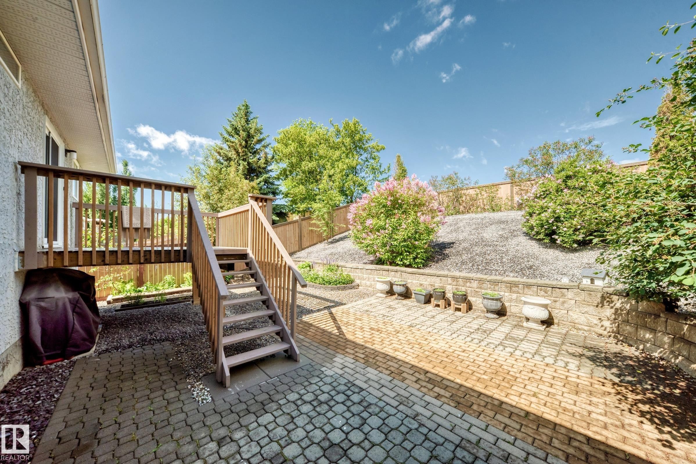 963 Burrows Crescent, Edmonton, AB