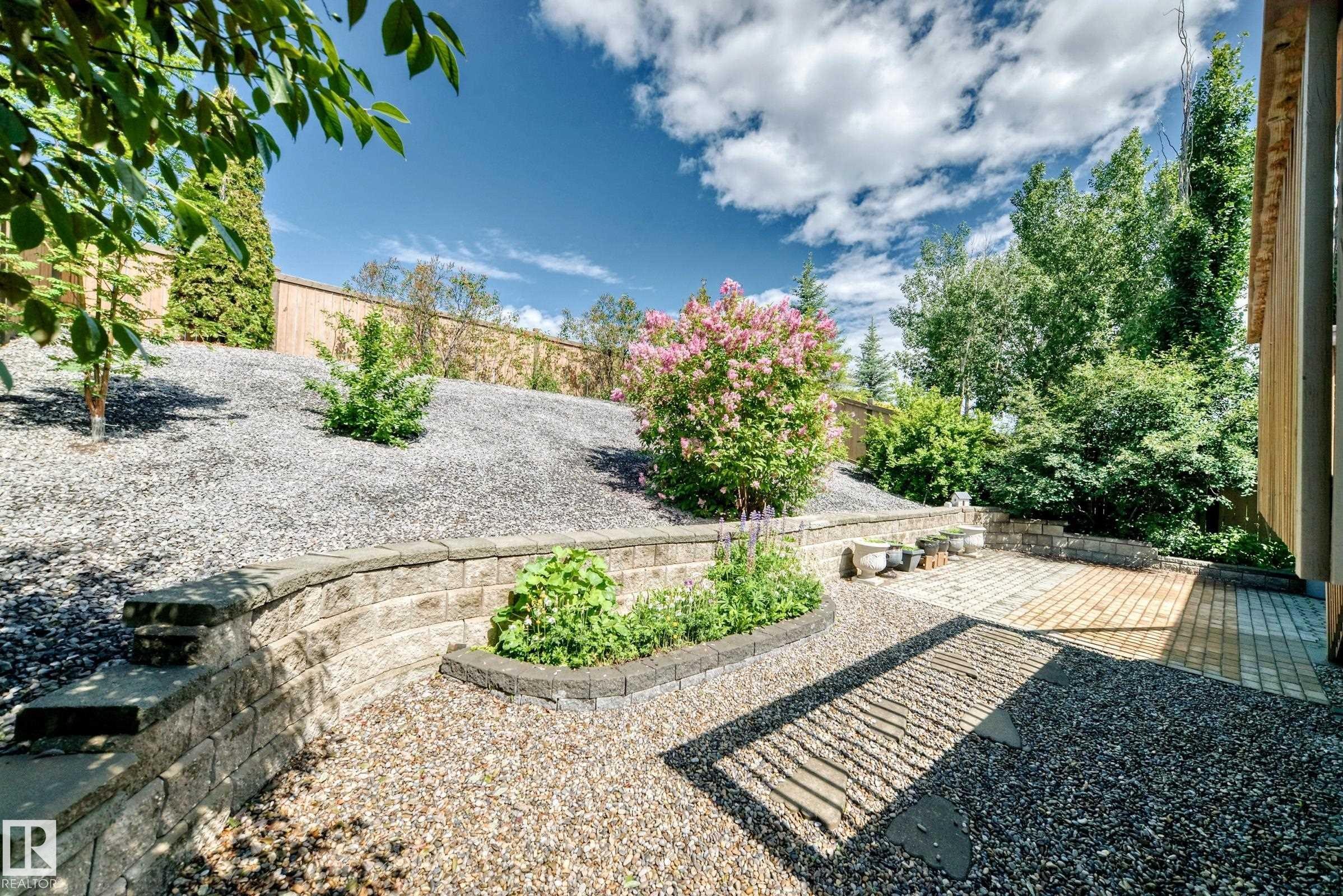 963 Burrows Crescent, Edmonton, AB