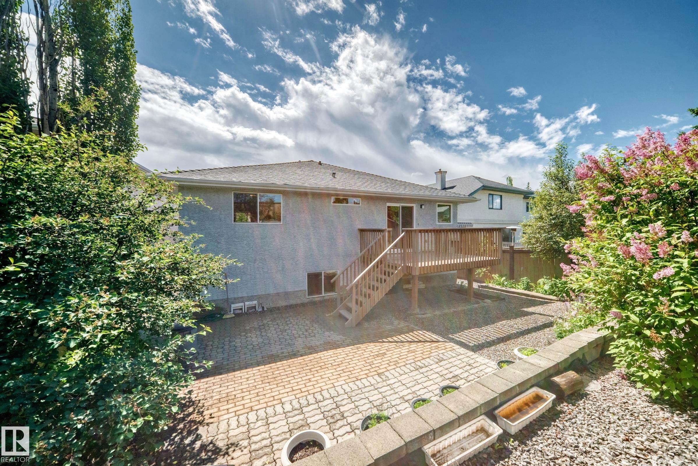 963 Burrows Crescent, Edmonton, AB