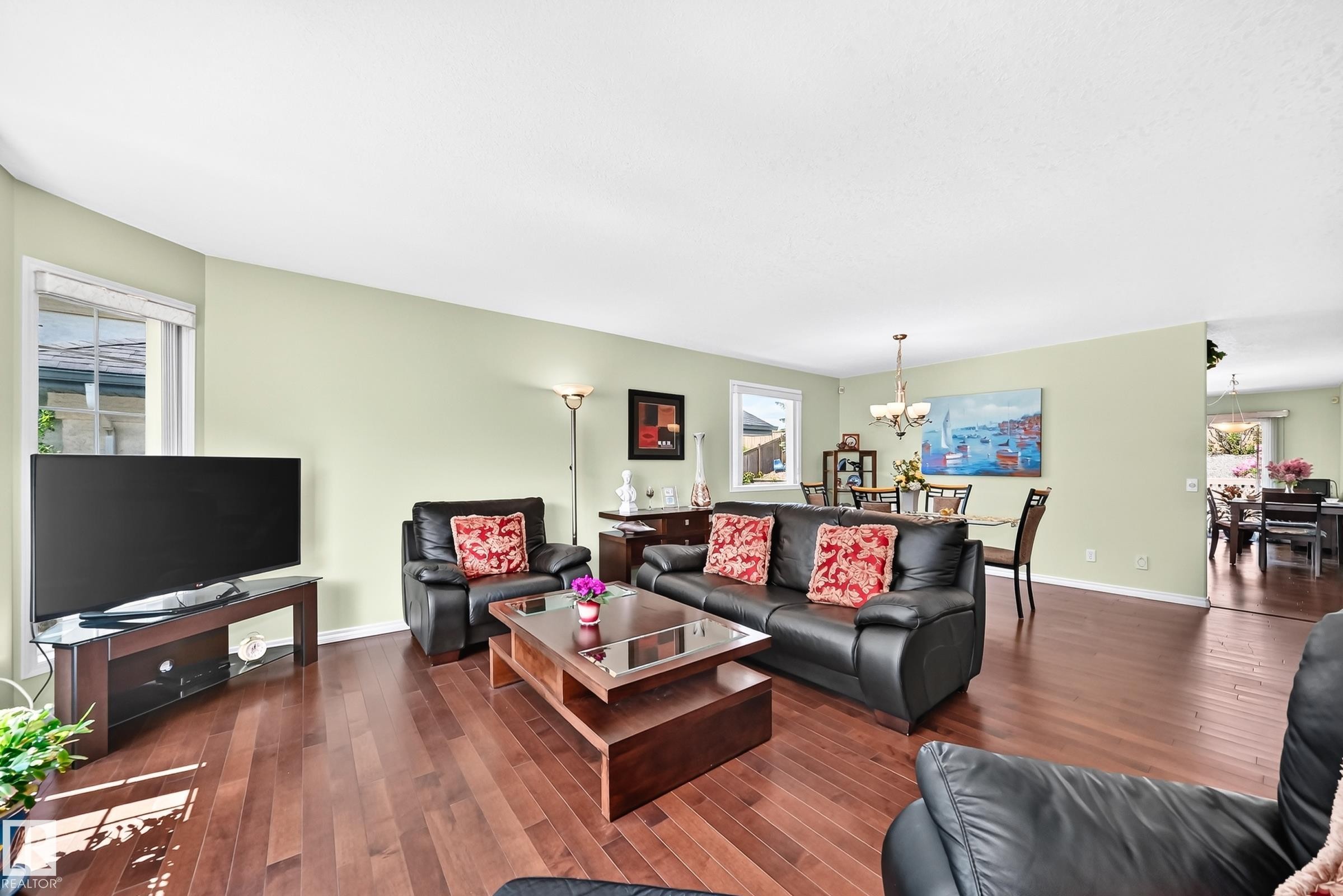 963 Burrows Crescent, Edmonton, AB