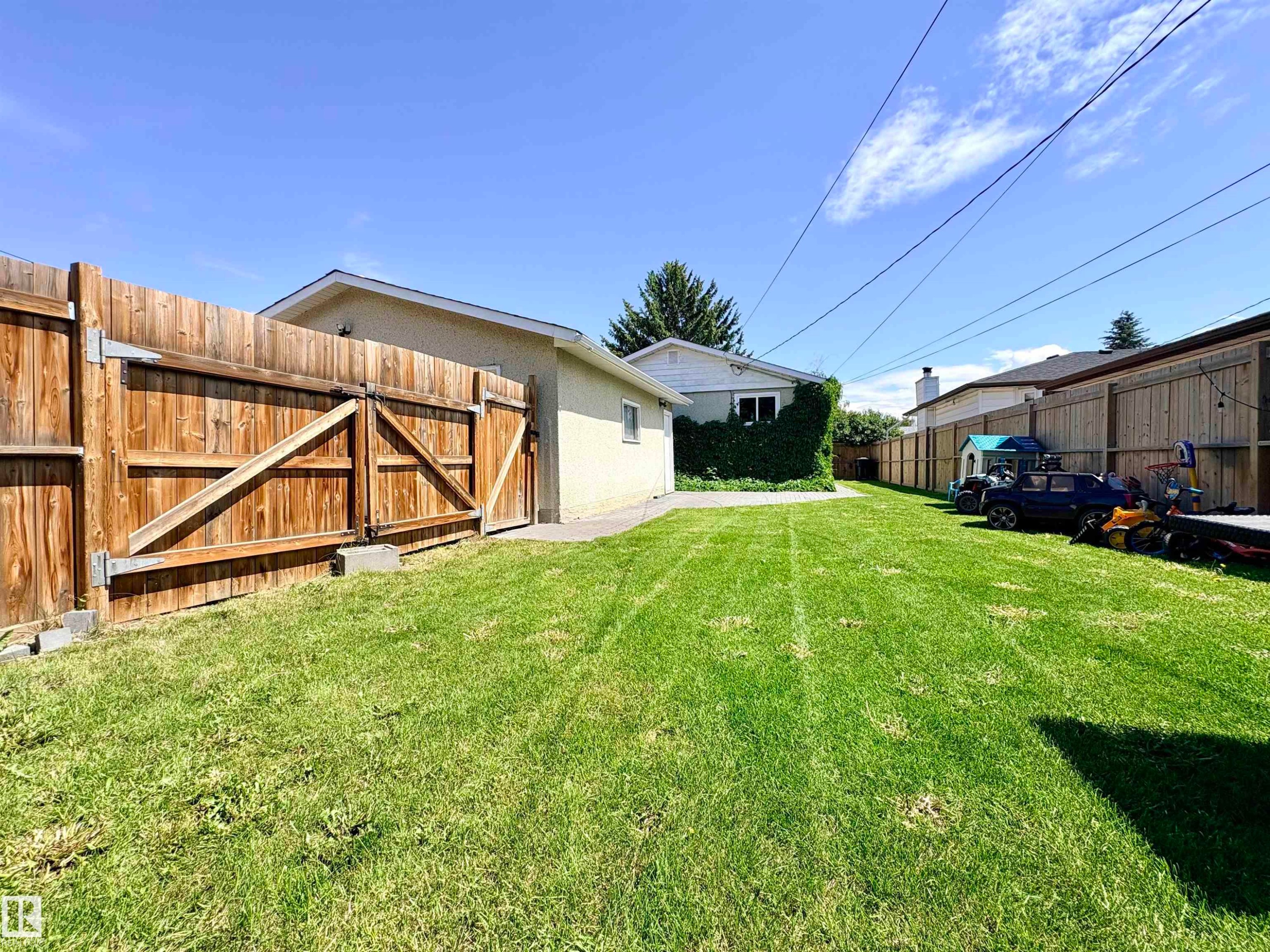 13316 106 Street, Edmonton, AB