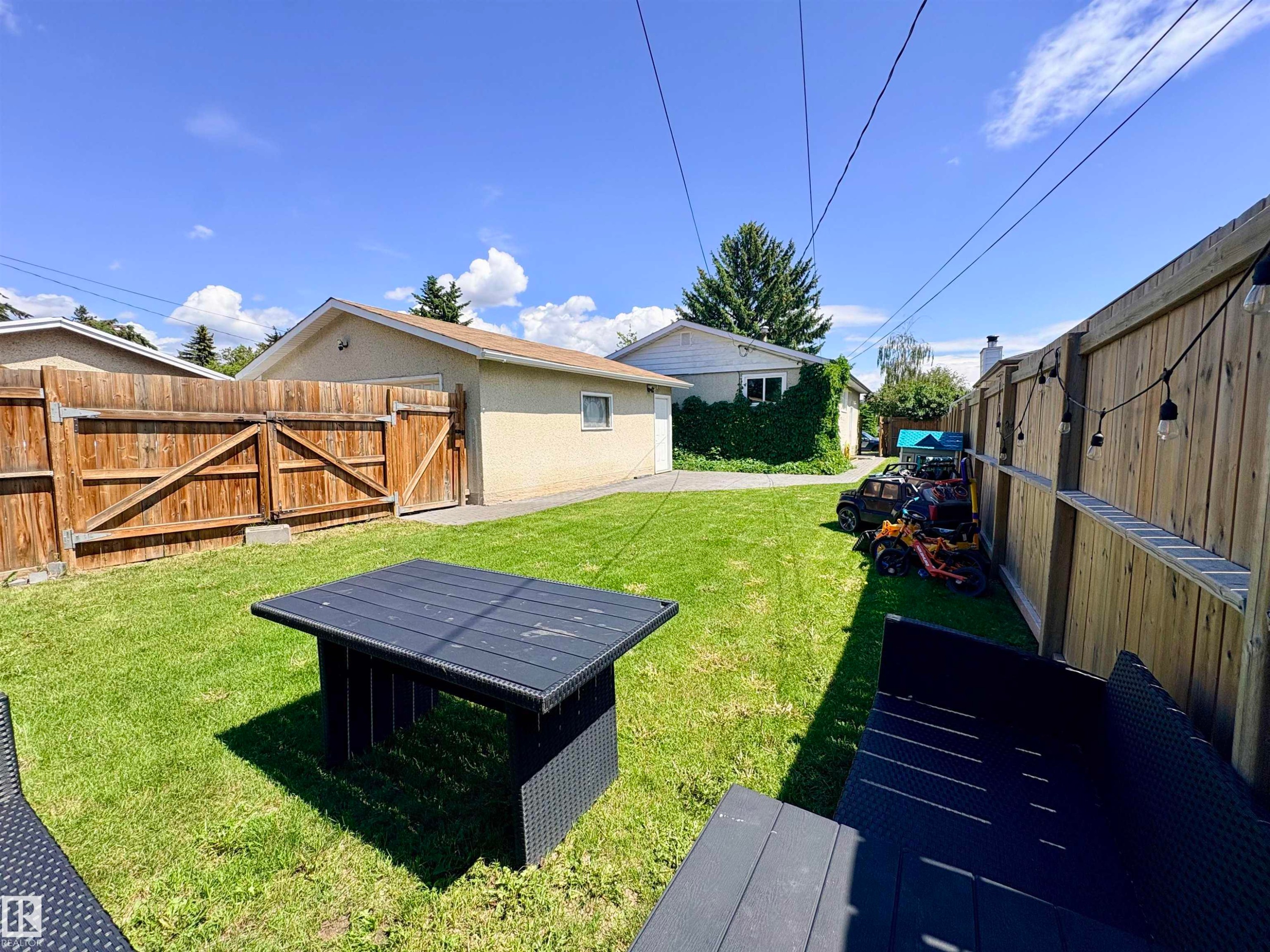 13316 106 Street, Edmonton, AB