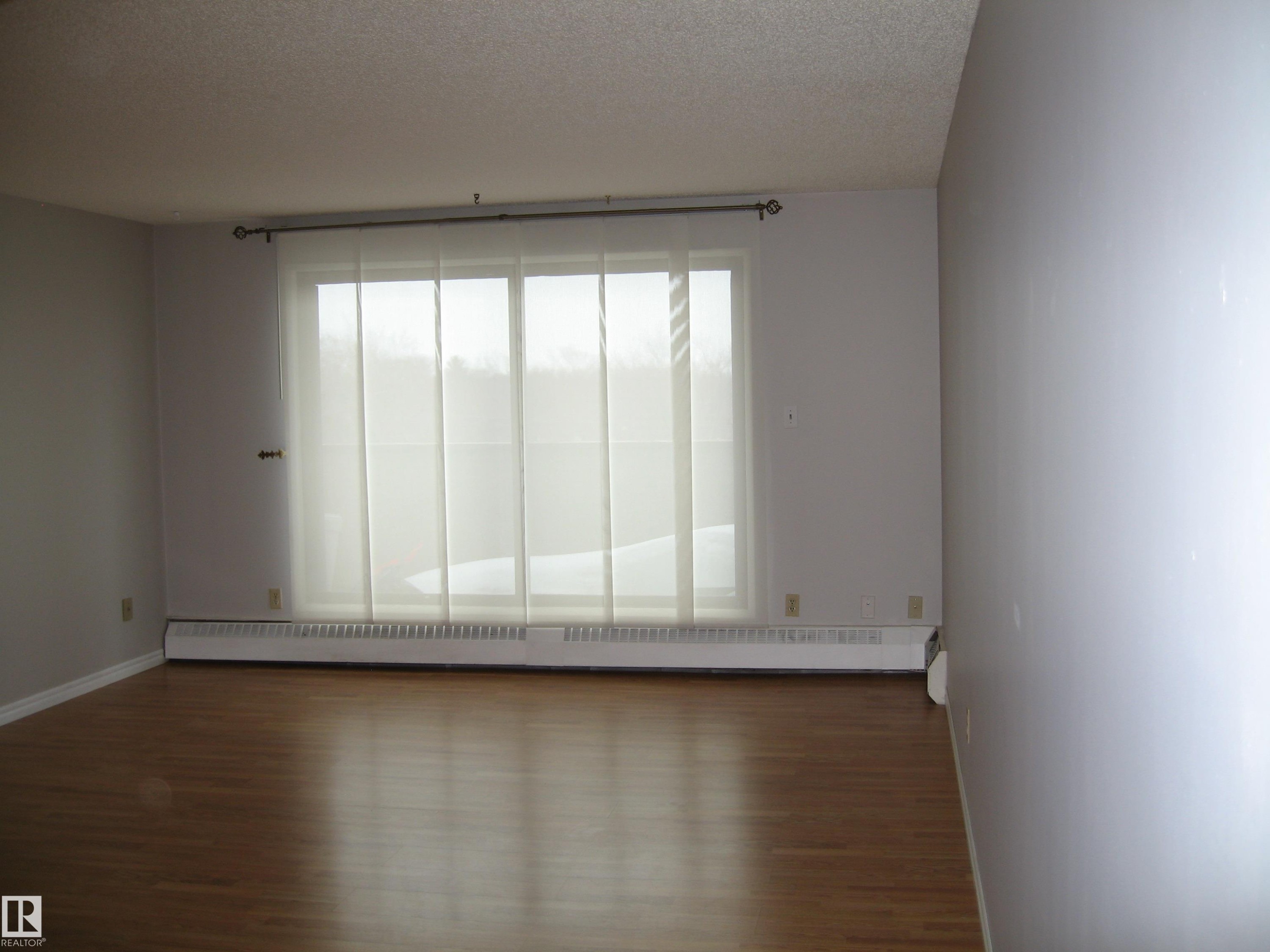 314 5316 118 Avenue Nw, Edmonton, AB