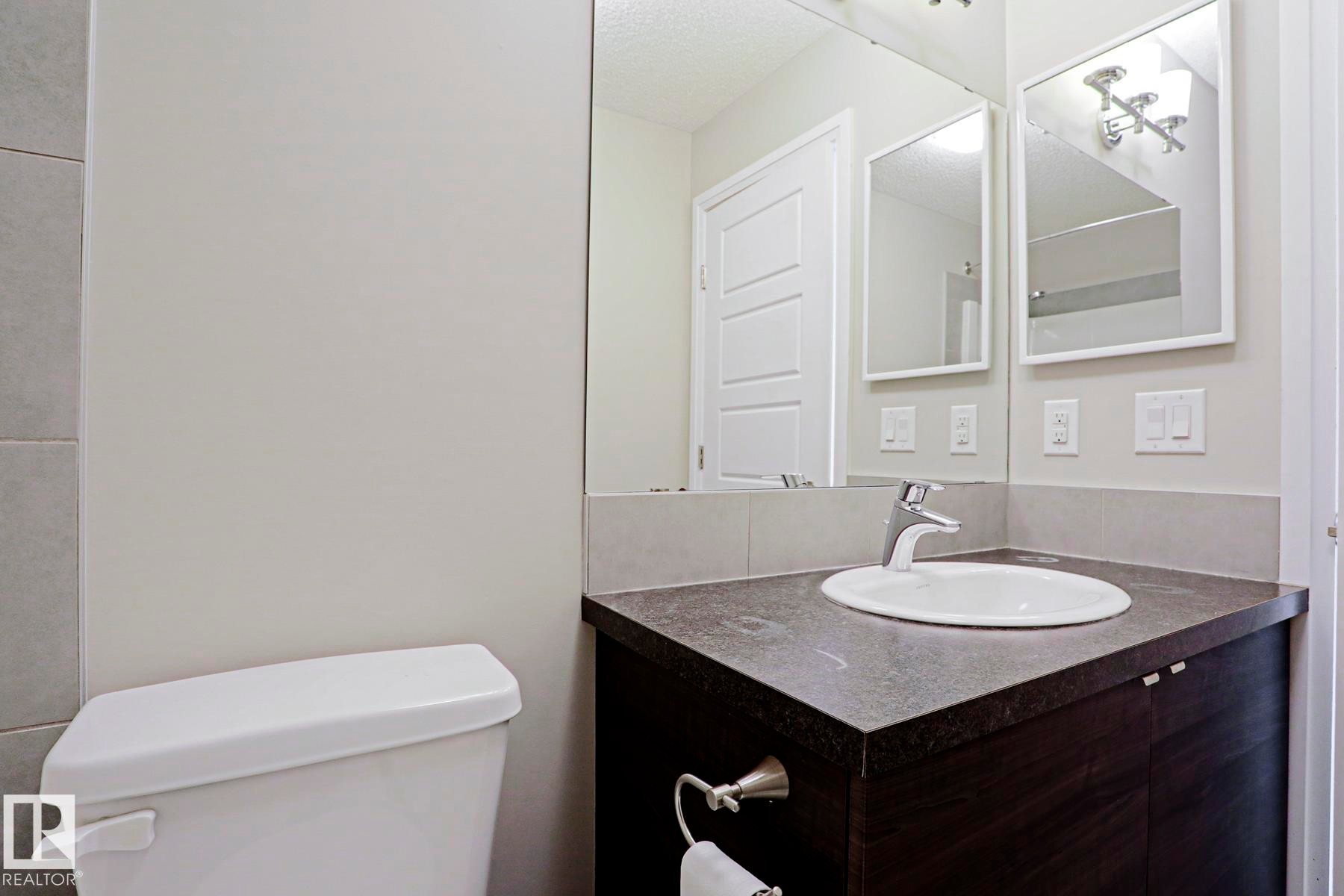 33 3710 Allan Drive, Edmonton, AB