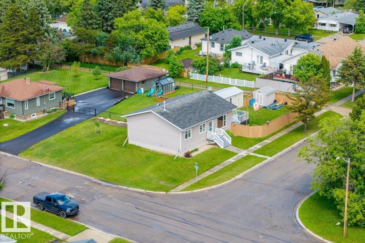 4708 47A Avenue, Onoway, AB