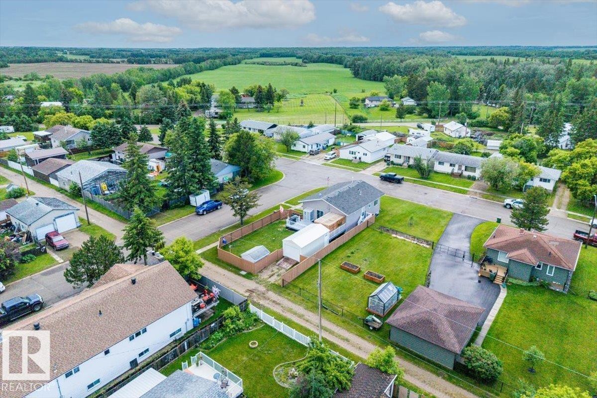 4708 47A Avenue, Onoway, AB