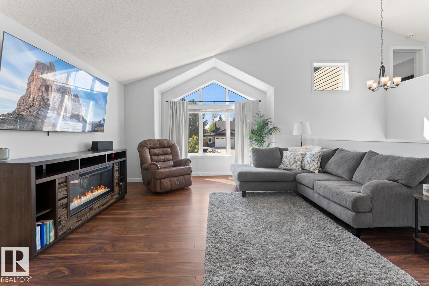 1208 18 Avenue, Cold Lake, AB