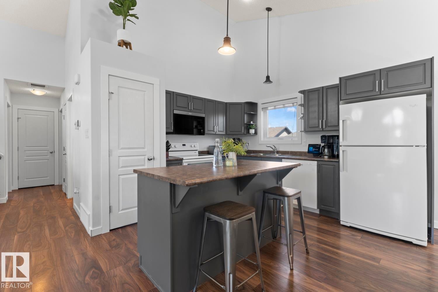 1208 18 Avenue, Cold Lake, AB