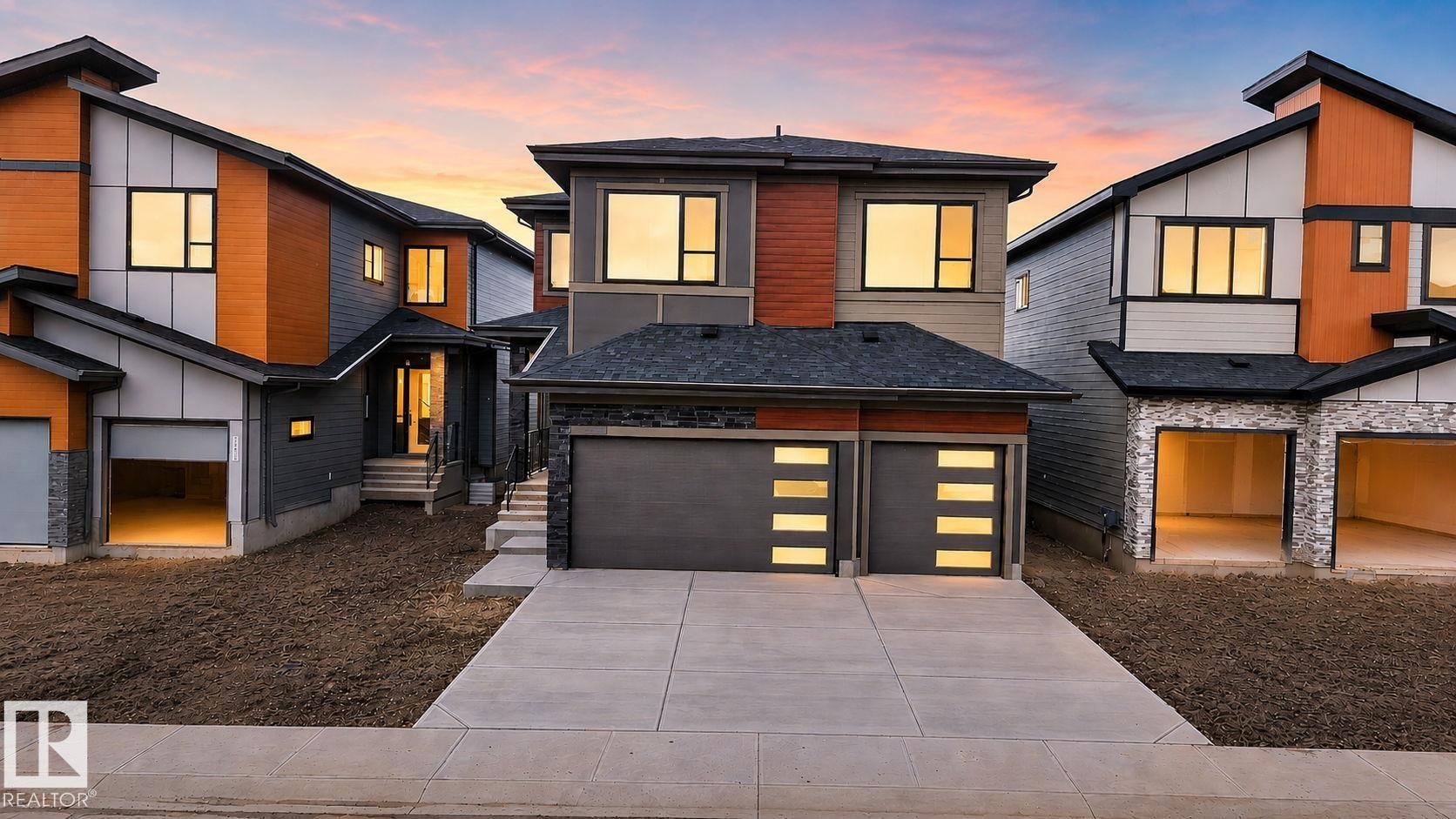 7664 Kimiwan Crescent Sw, Edmonton, AB