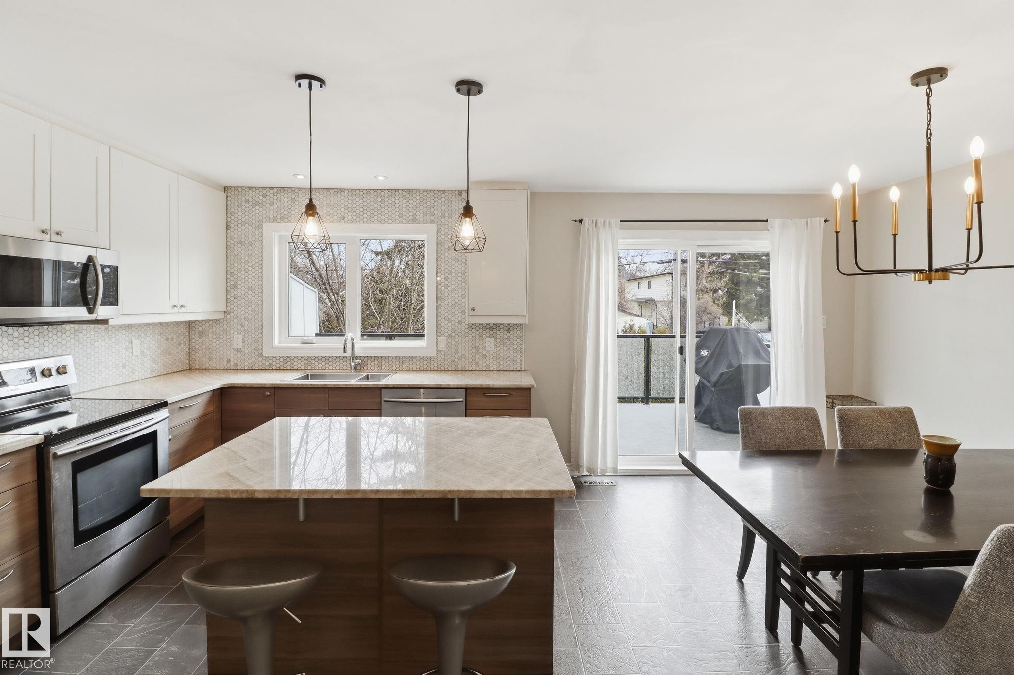 9023 95 Street, Edmonton, AB