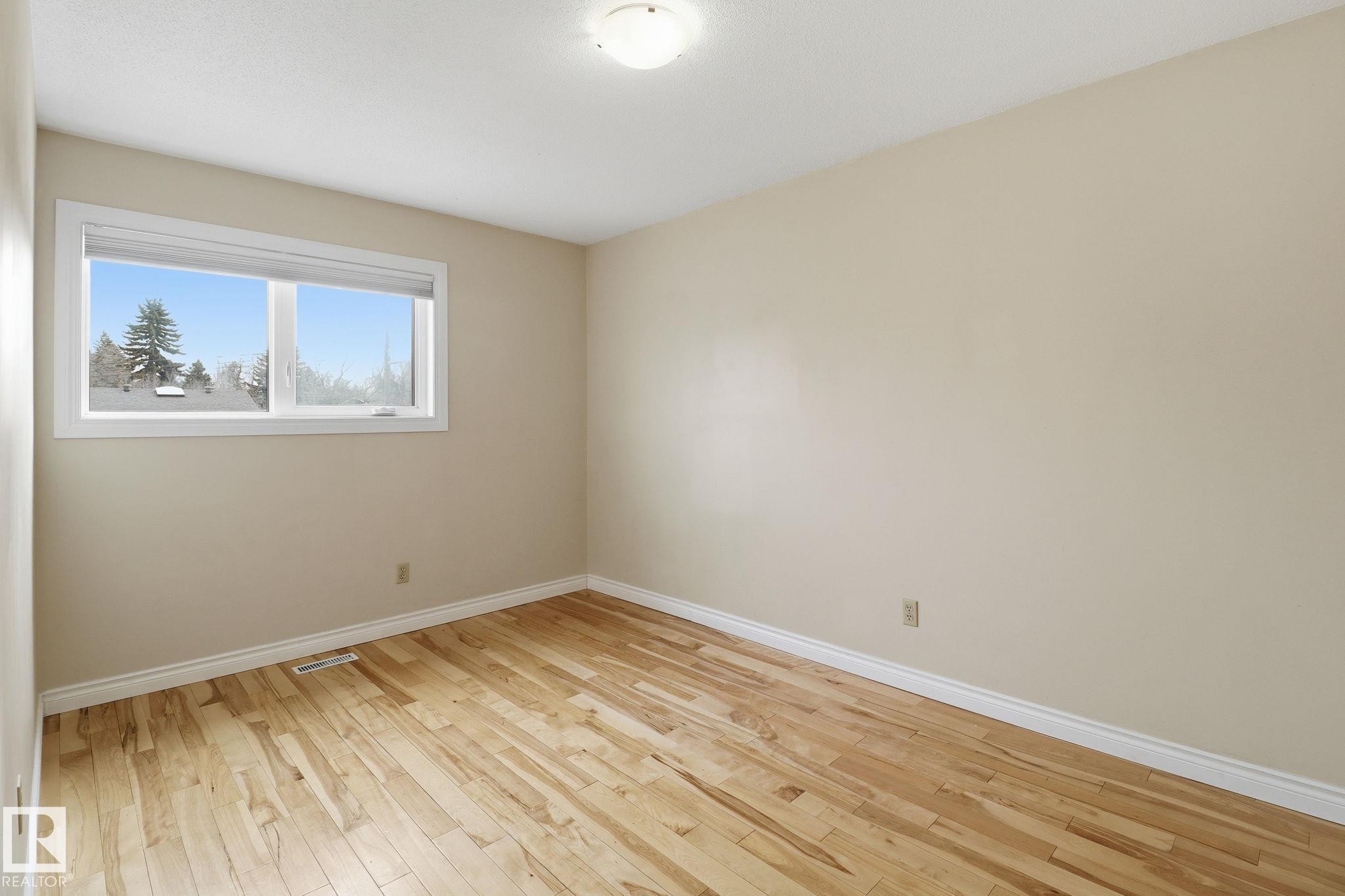 9023 95 Street, Edmonton, AB