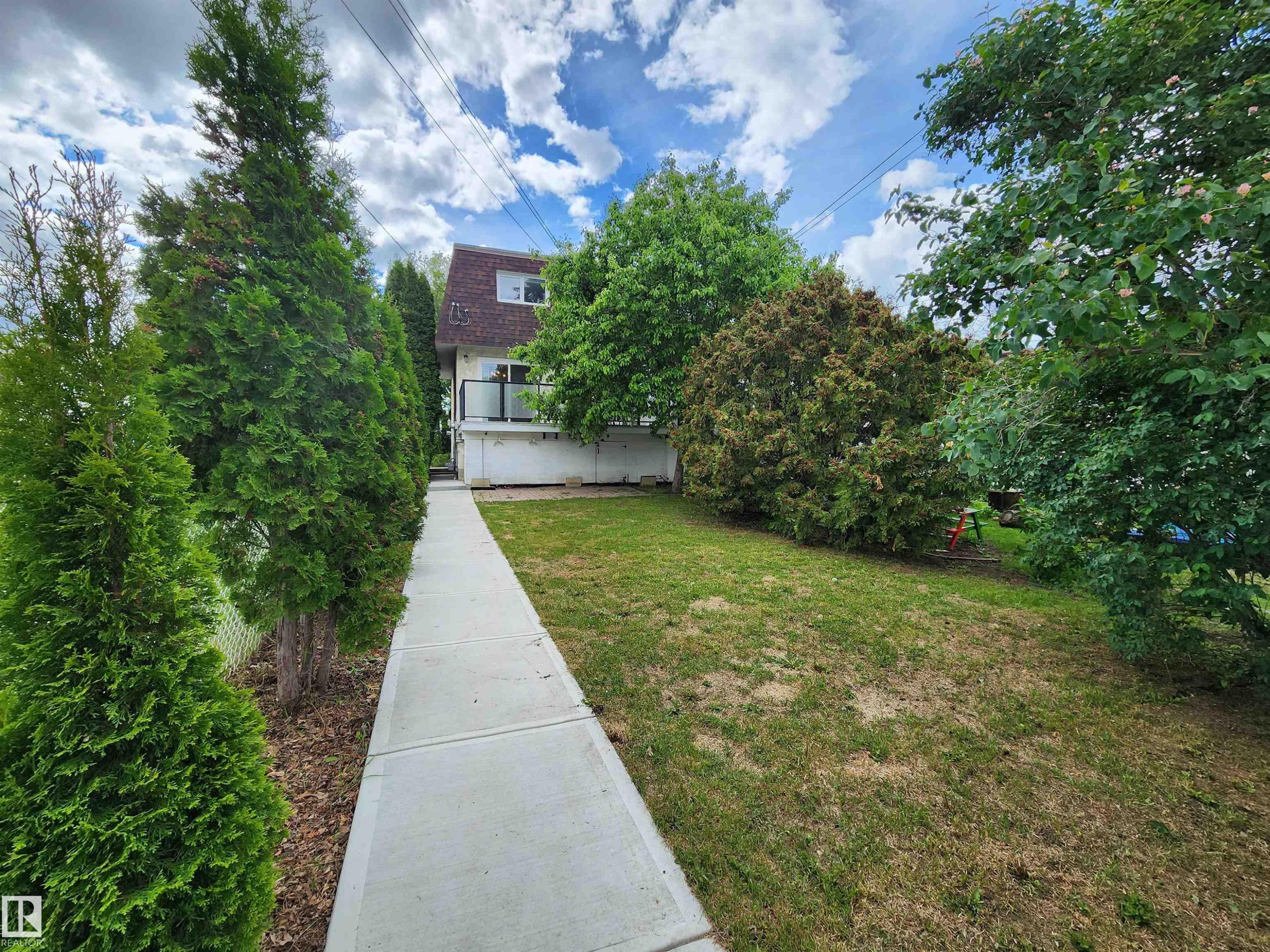 9023 95 Street, Edmonton, AB