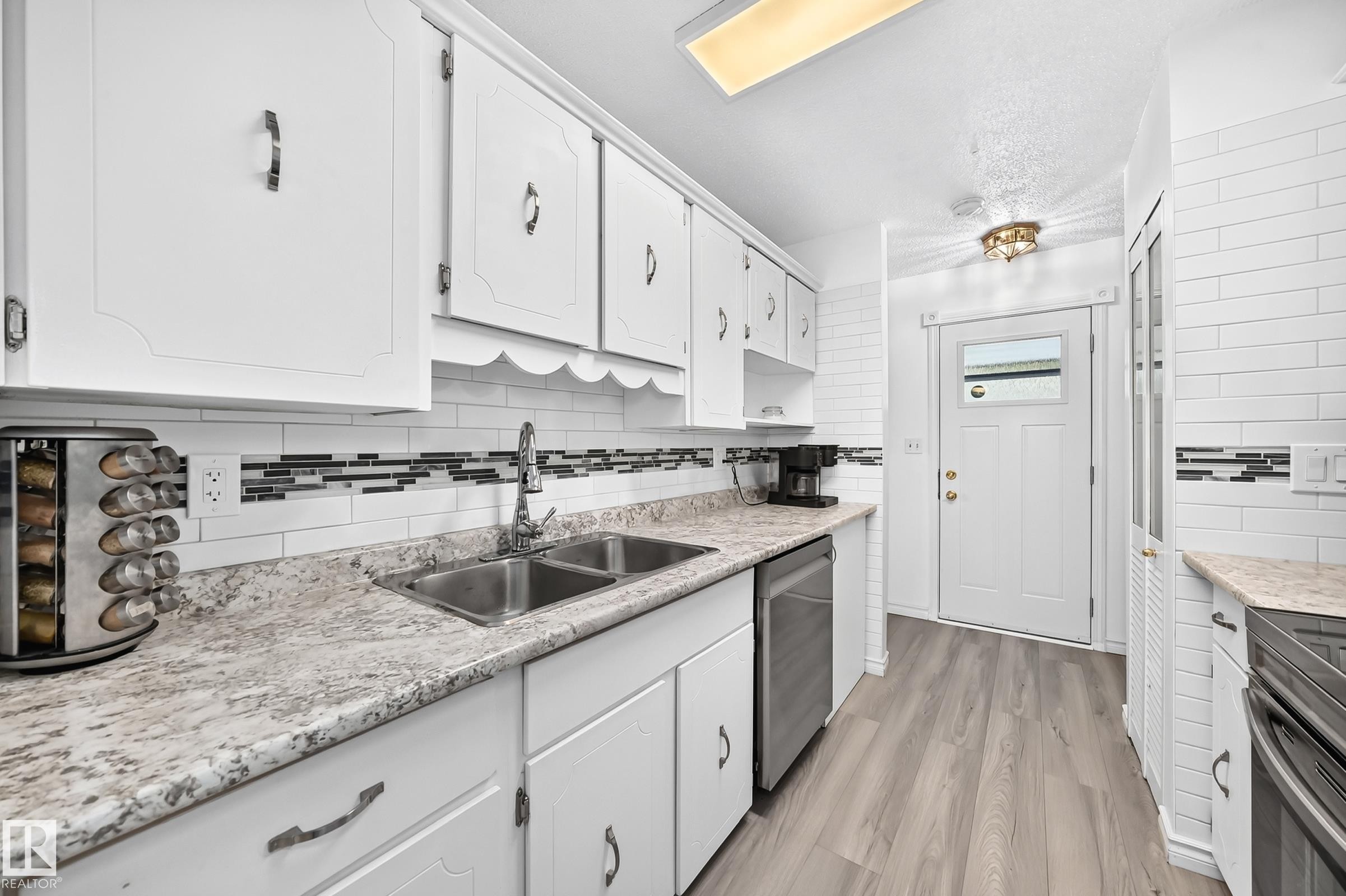 13317 47 Street, Edmonton, AB