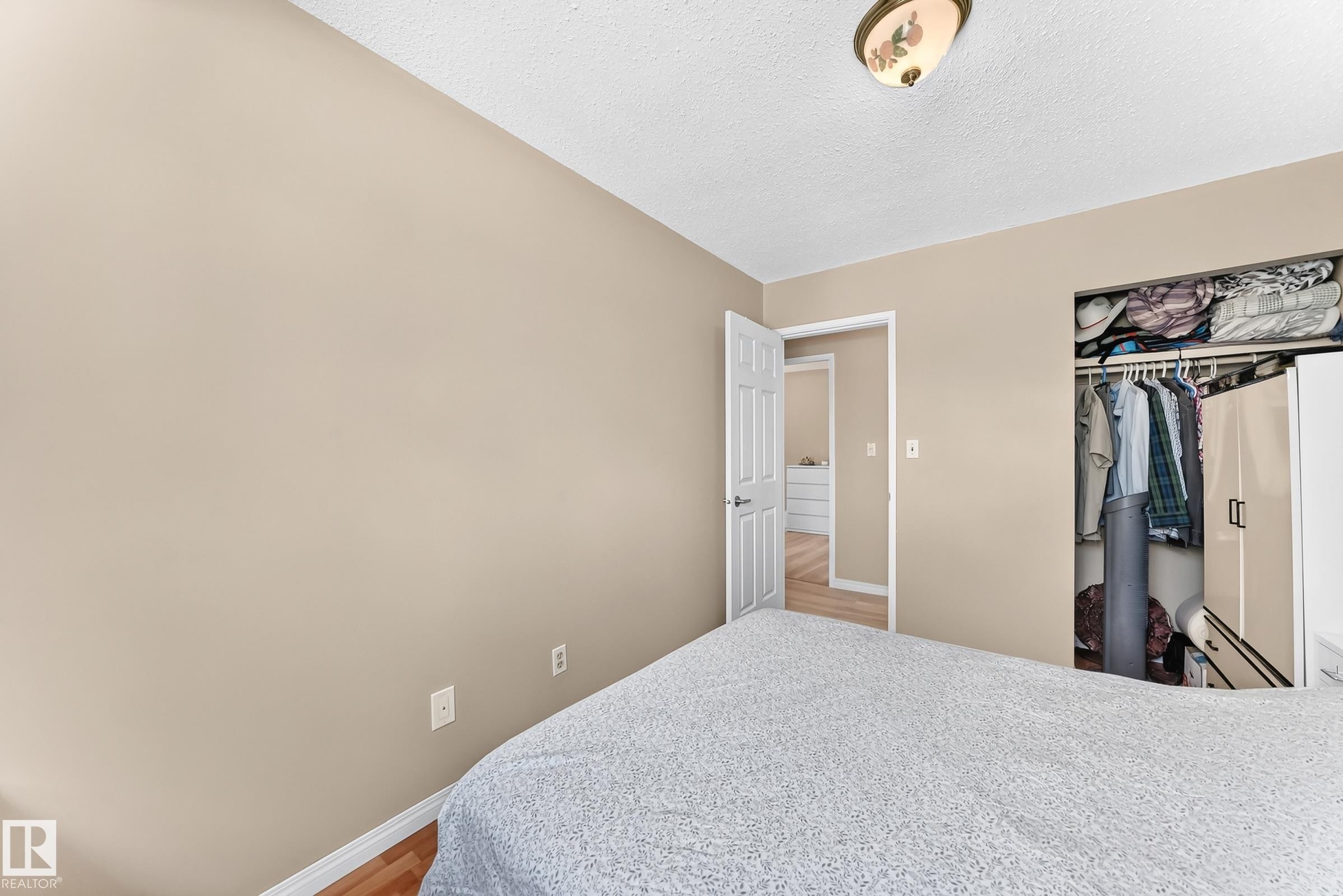 13317 47 Street, Edmonton, AB