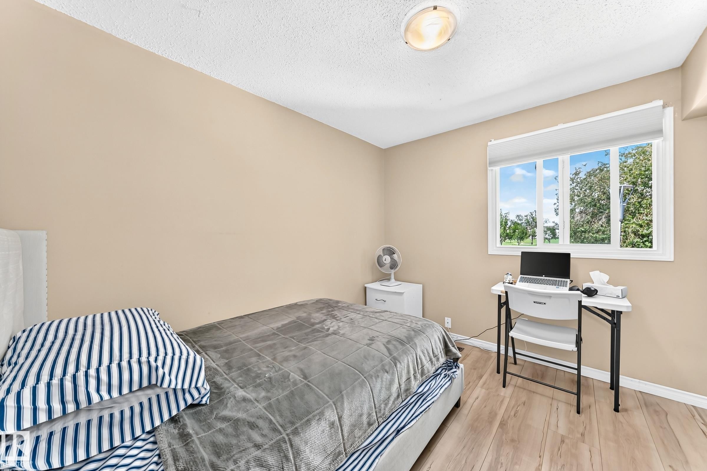 13317 47 Street, Edmonton, AB