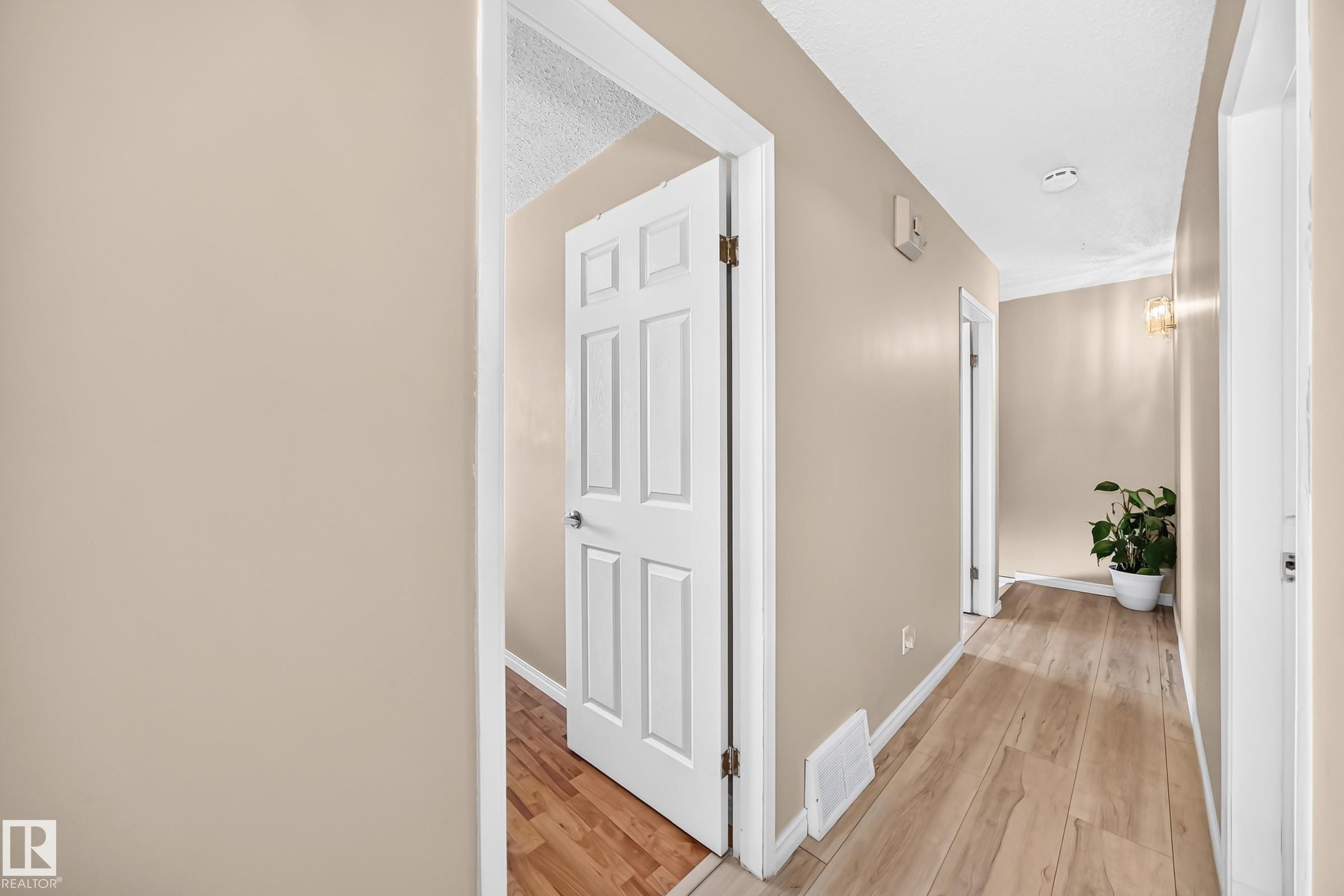 13317 47 Street, Edmonton, AB