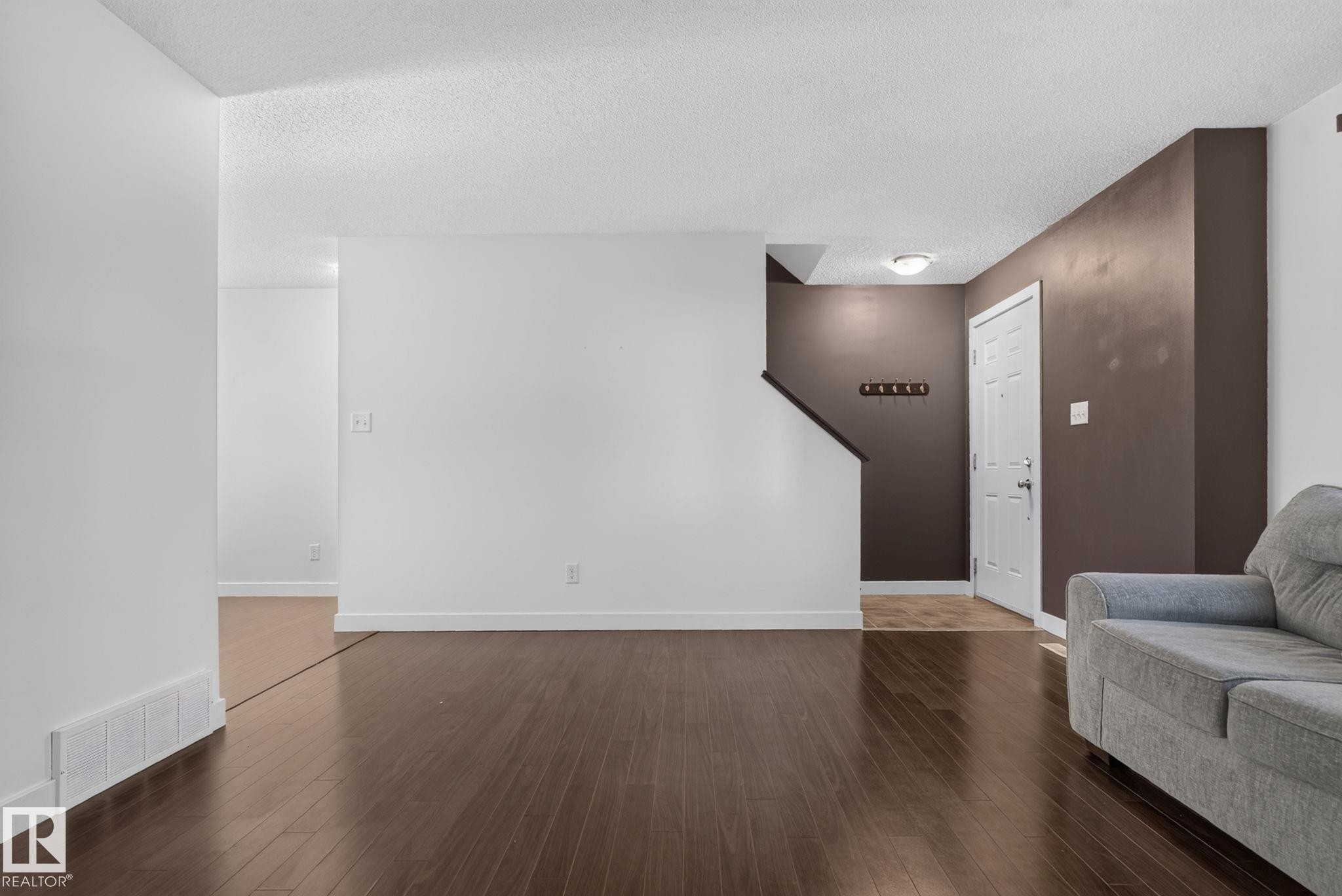 39 8716 179 Avenue, Edmonton, AB