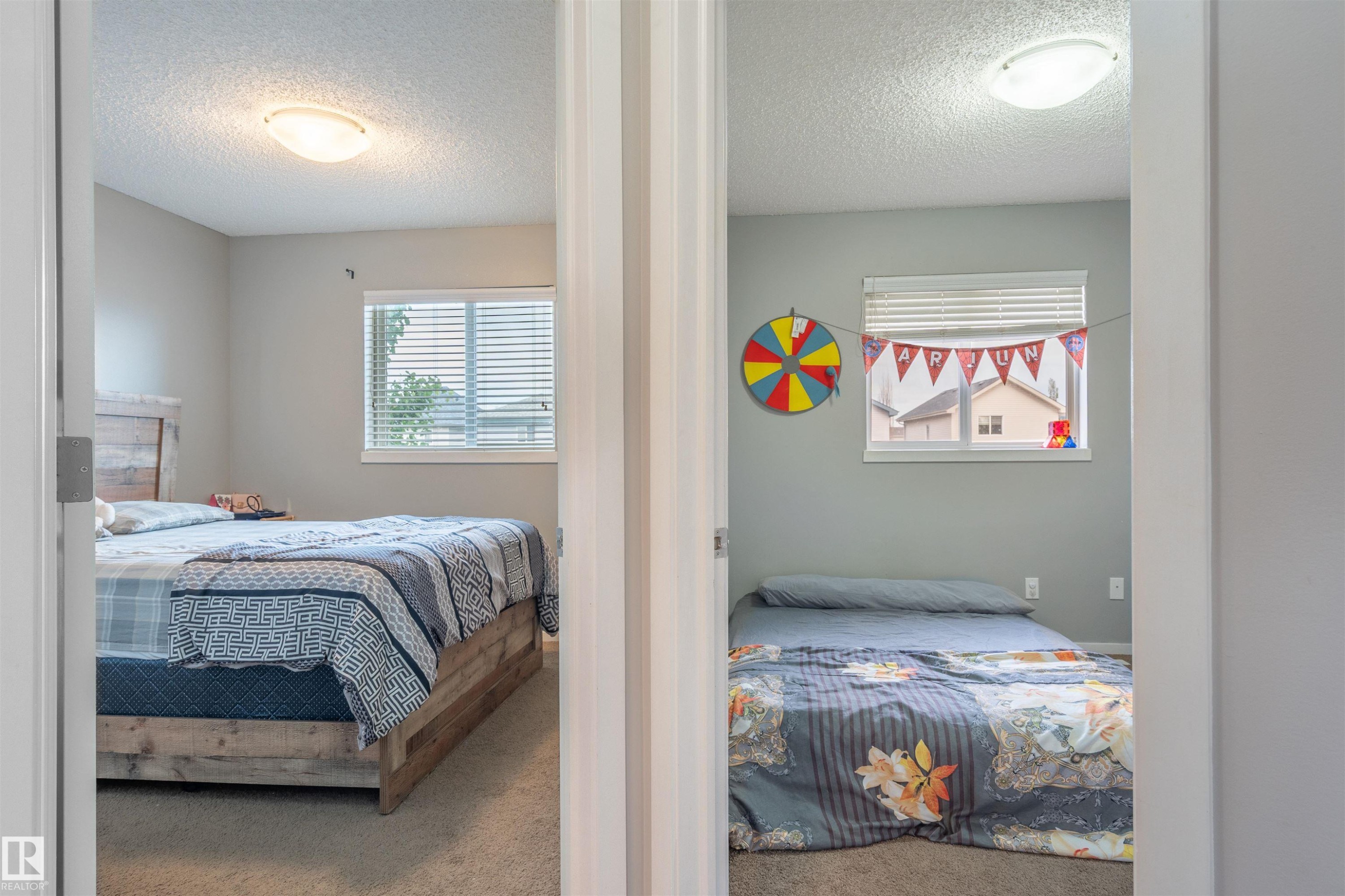 165 62 Street Sw, Edmonton, AB - Indoor Photo Showing Bedroom