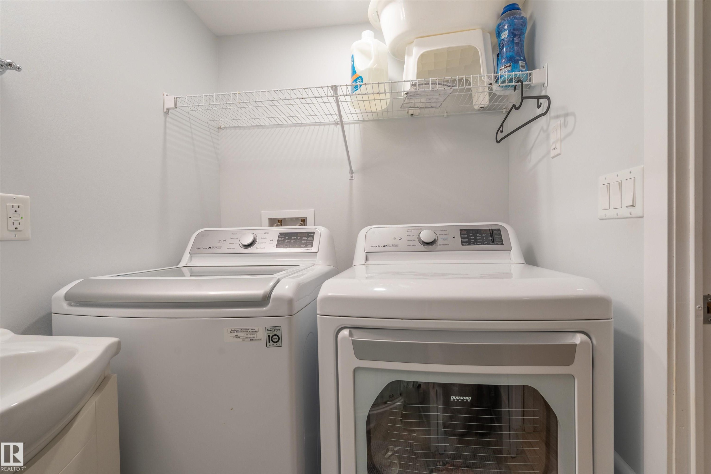 165 62 Street Sw, Edmonton, AB - Indoor Photo Showing Laundry Room